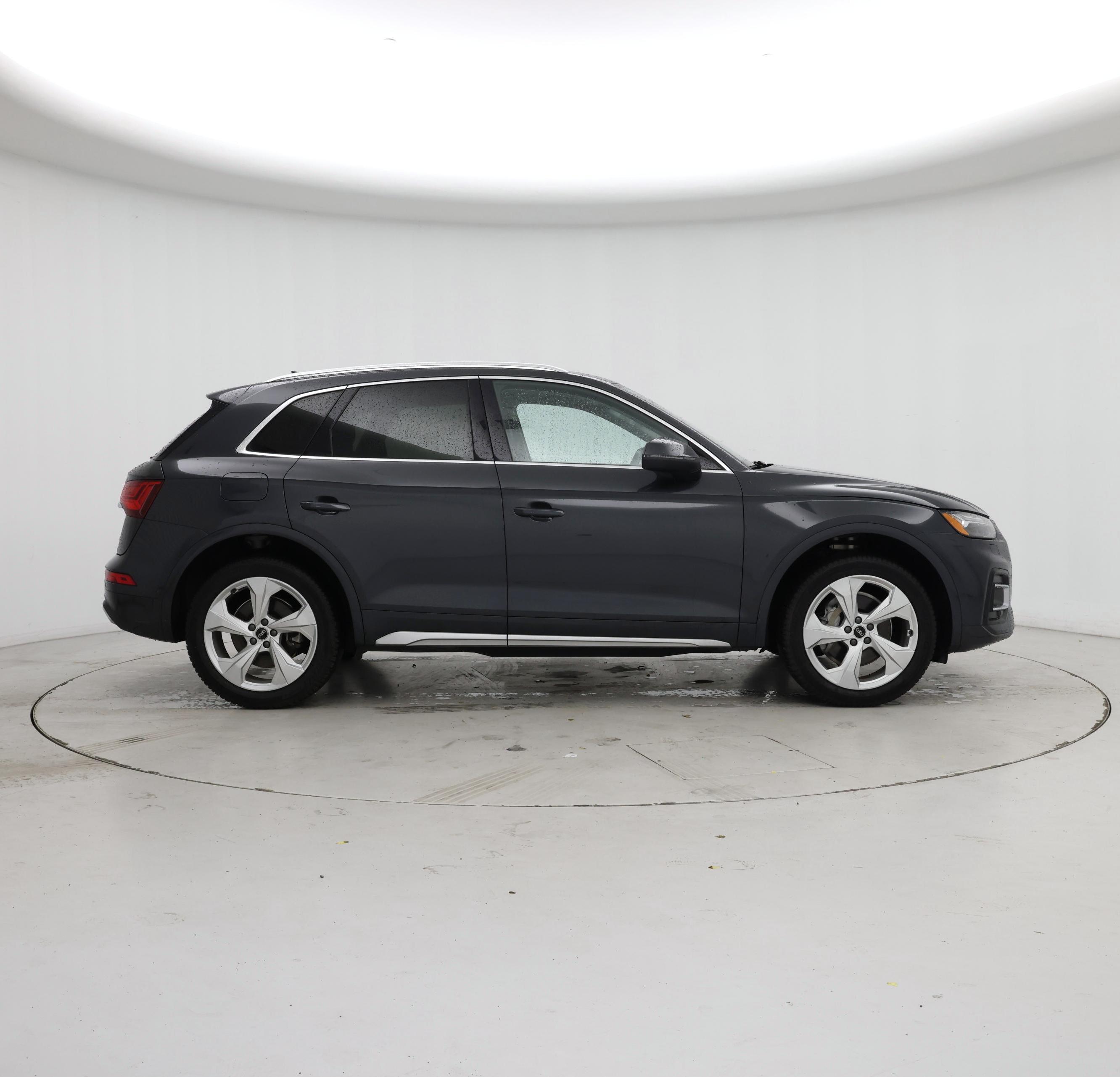 Thumbnail: 2021 Audi Q5 - 7