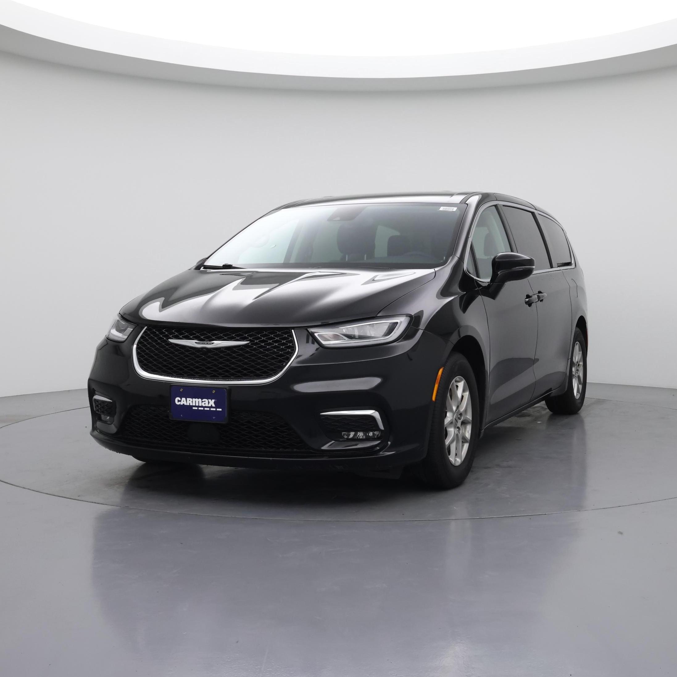 Thumbnail: 2024 Chrysler Pacifica - 4