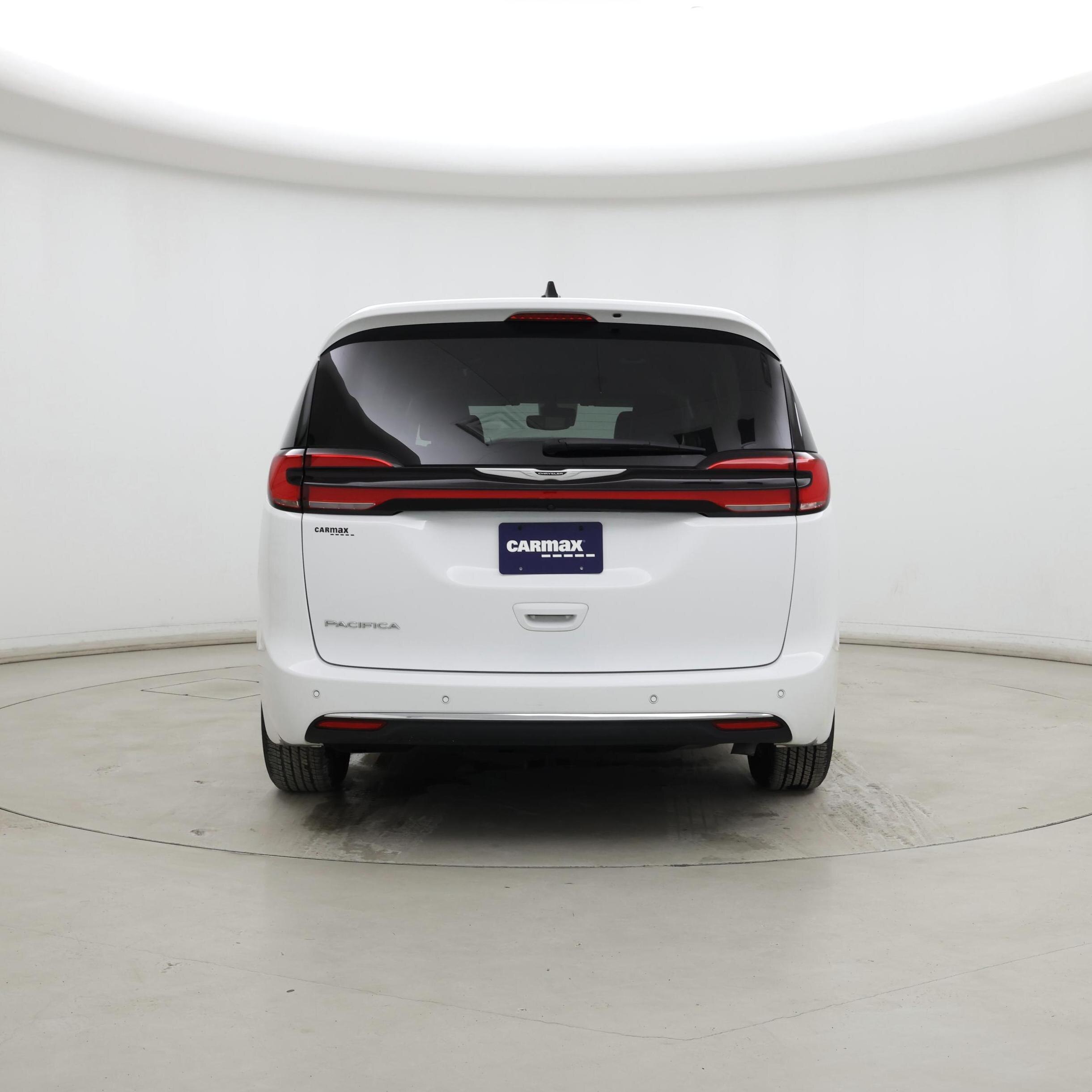 Thumbnail: 2024 Chrysler Pacifica - 6