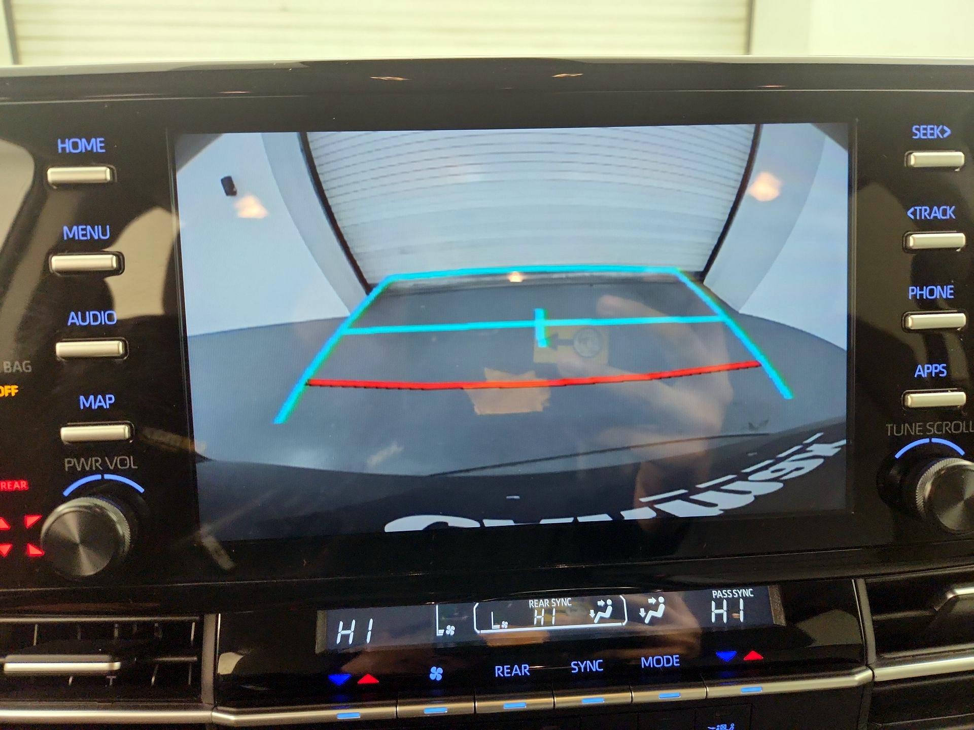 Thumbnail: 2024 Toyota Sienna - 14