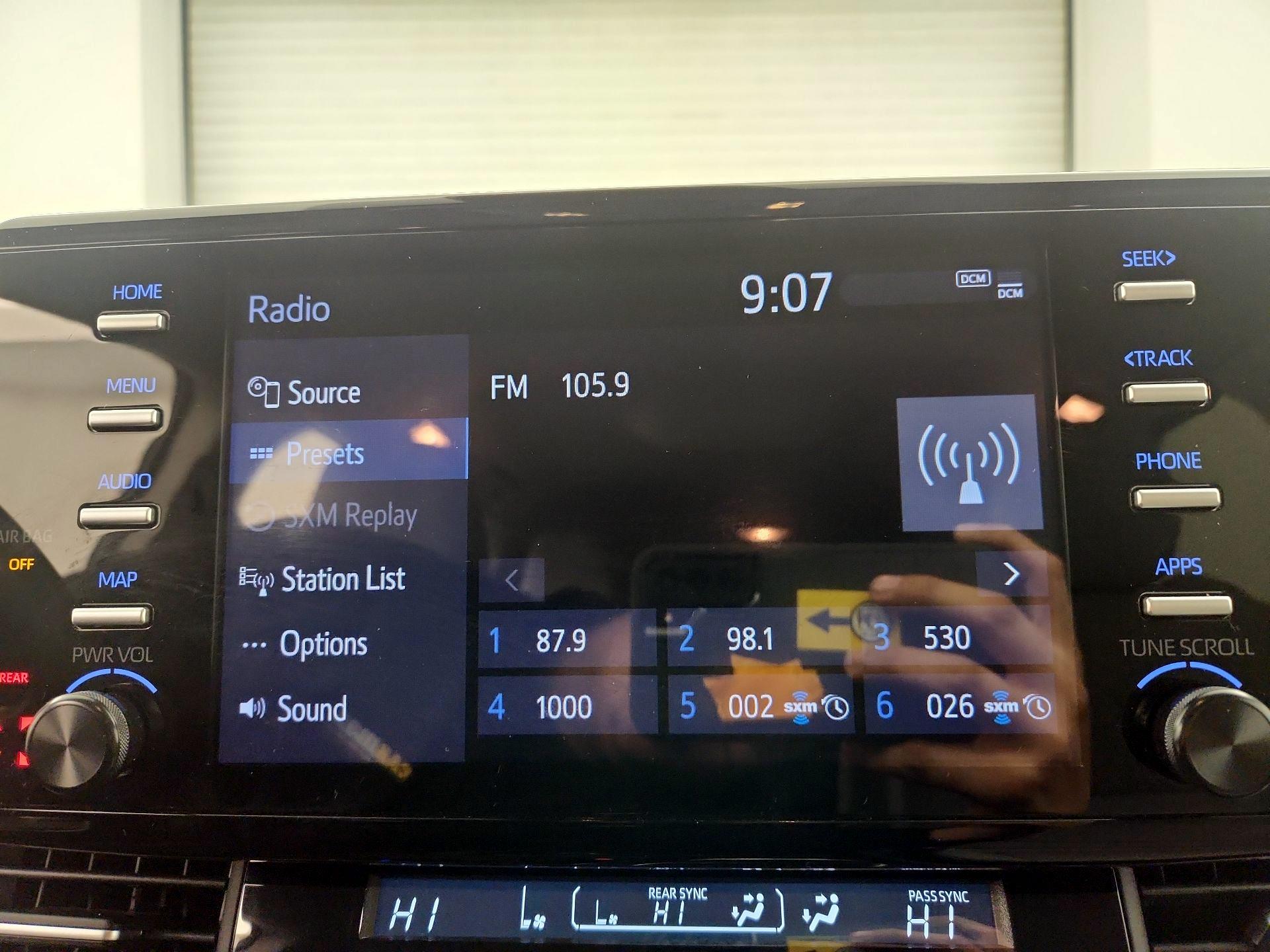 Thumbnail: 2024 Toyota Sienna - 15