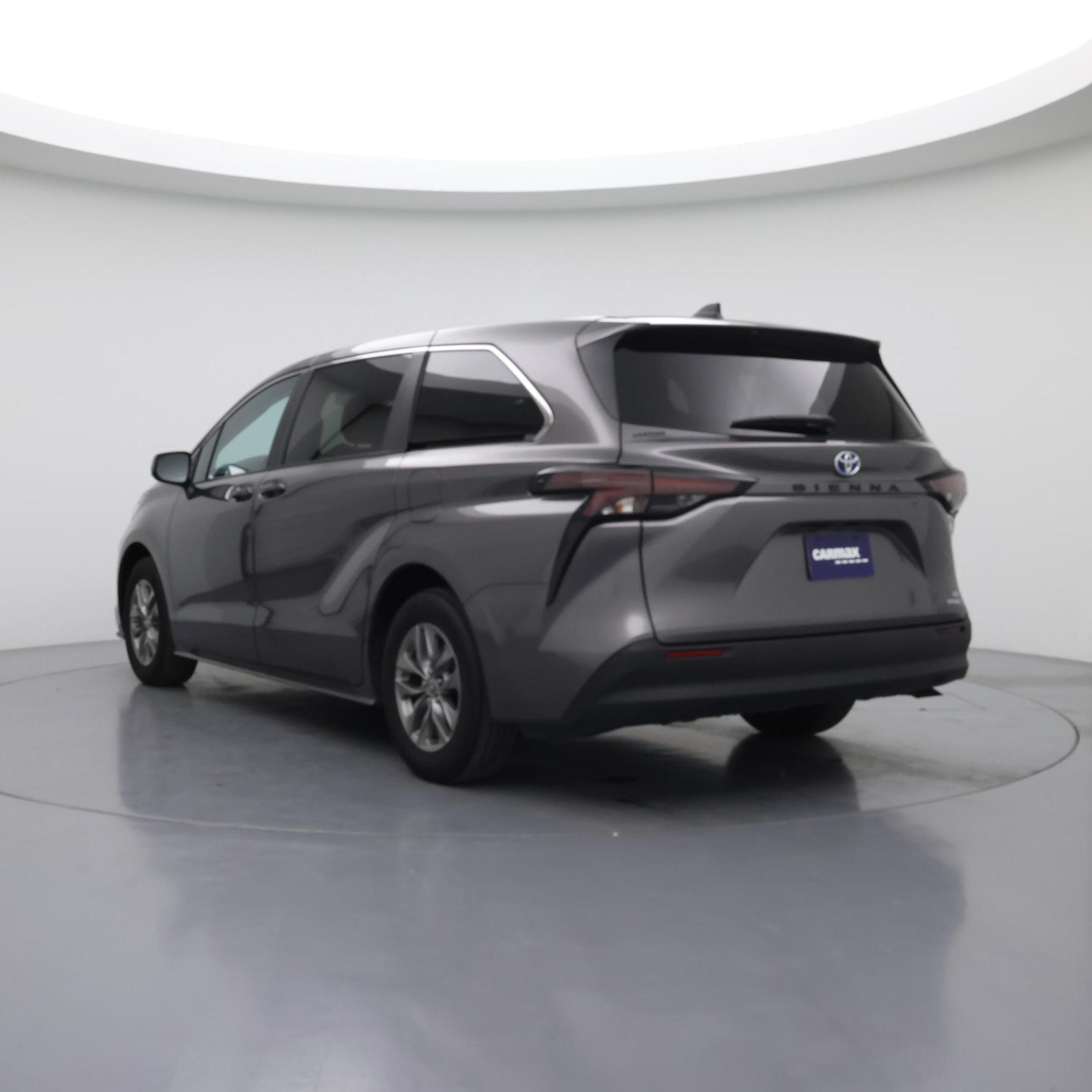 Thumbnail: 2024 Toyota Sienna - 2