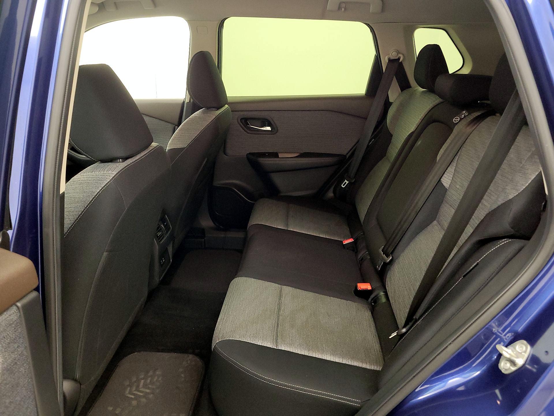 Thumbnail: 2023 Nissan Rogue - 19