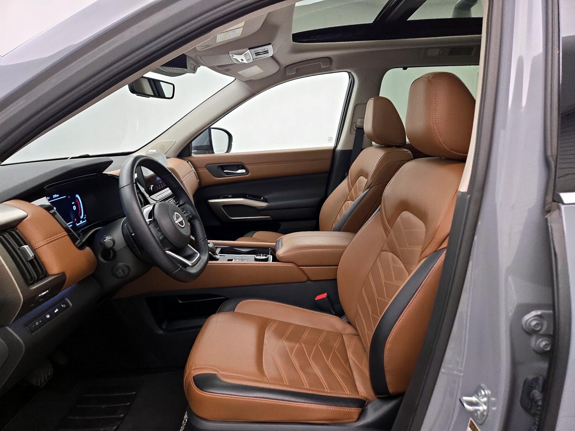 Thumbnail: 2024 Nissan Pathfinder - 11