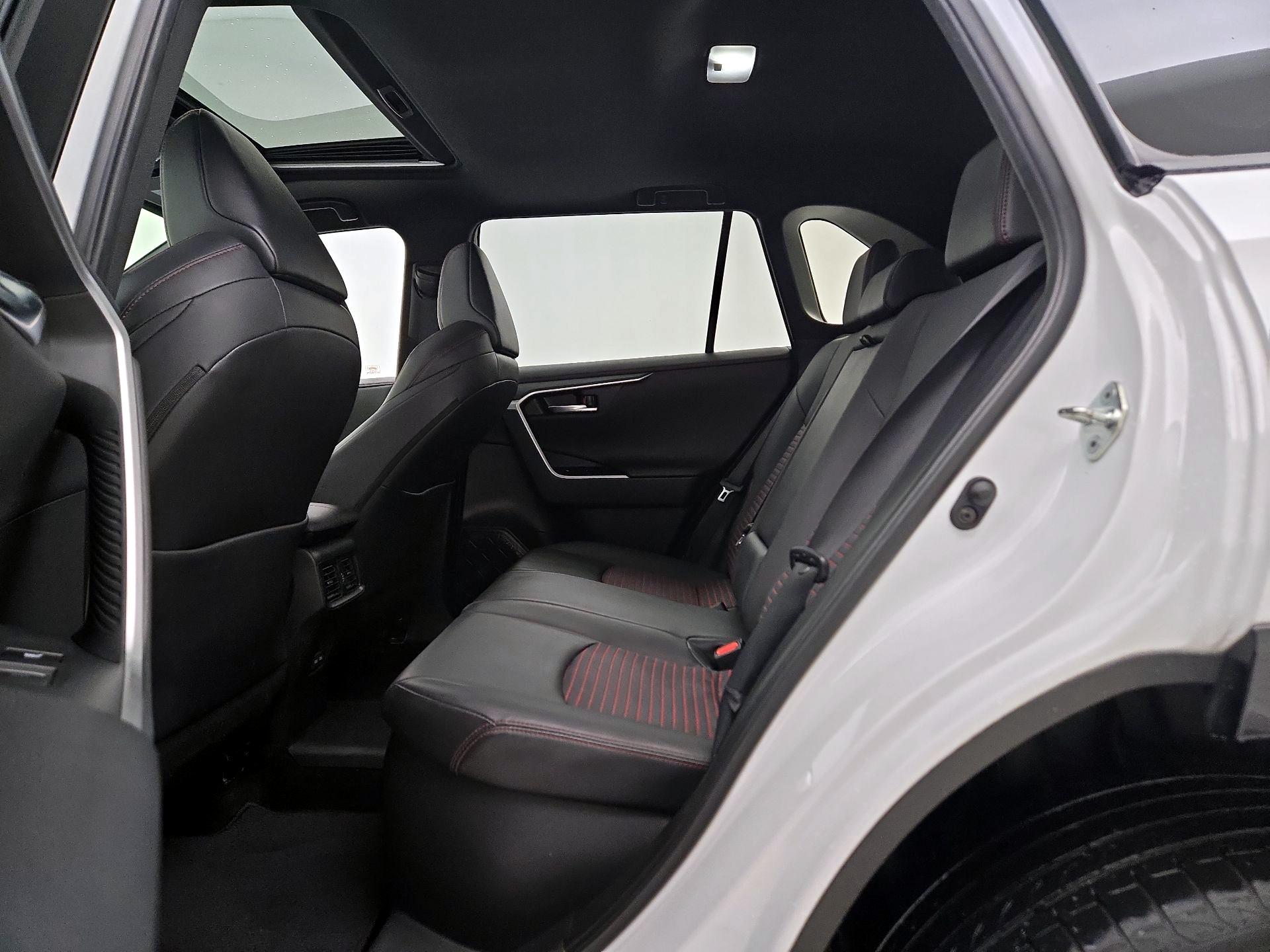 Thumbnail: 2023 Toyota RAV4 - 20