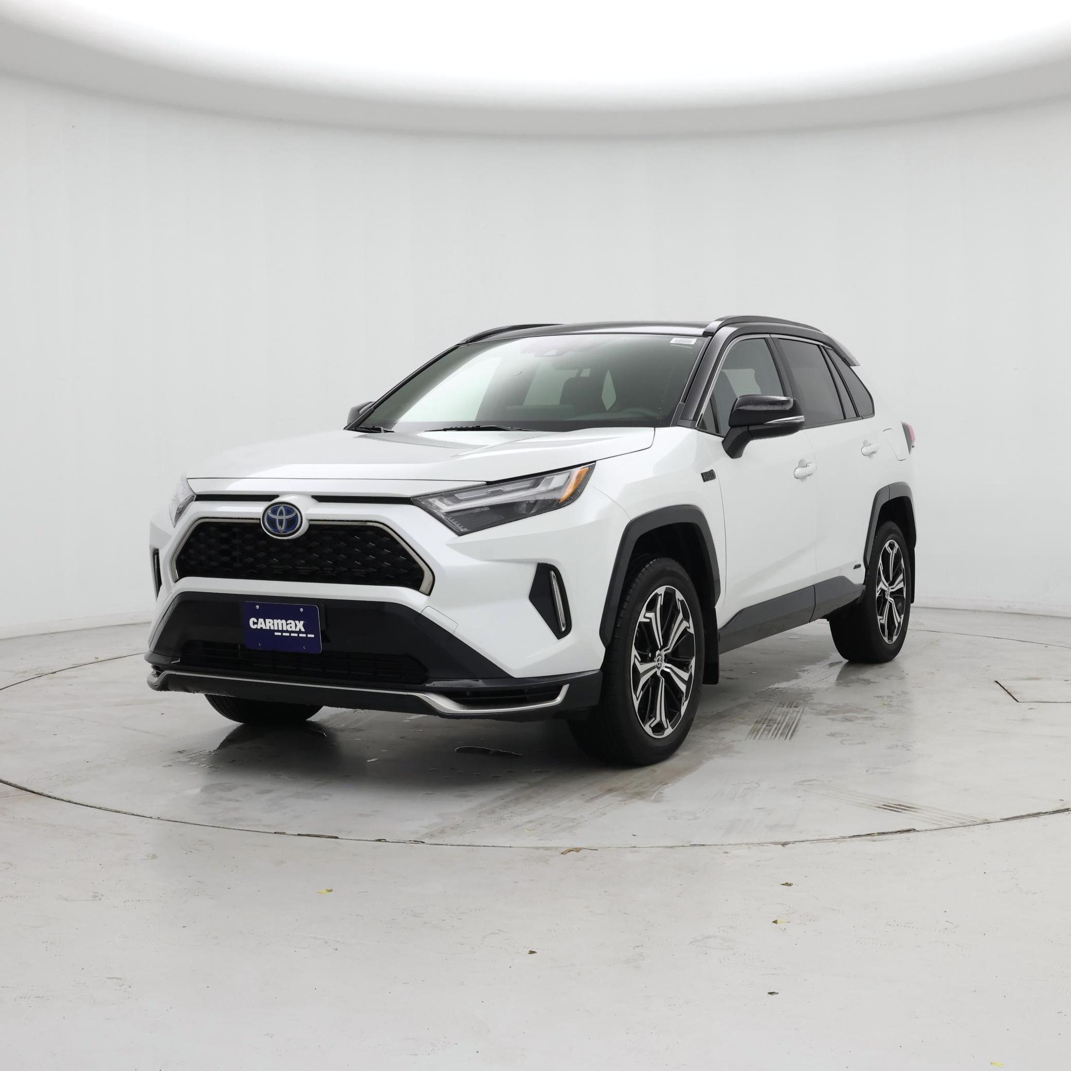 Thumbnail: 2023 Toyota RAV4 - 4