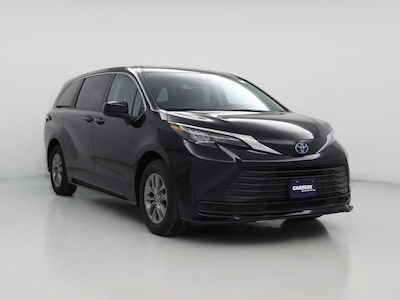 2024 Toyota Sienna Hybrid LE