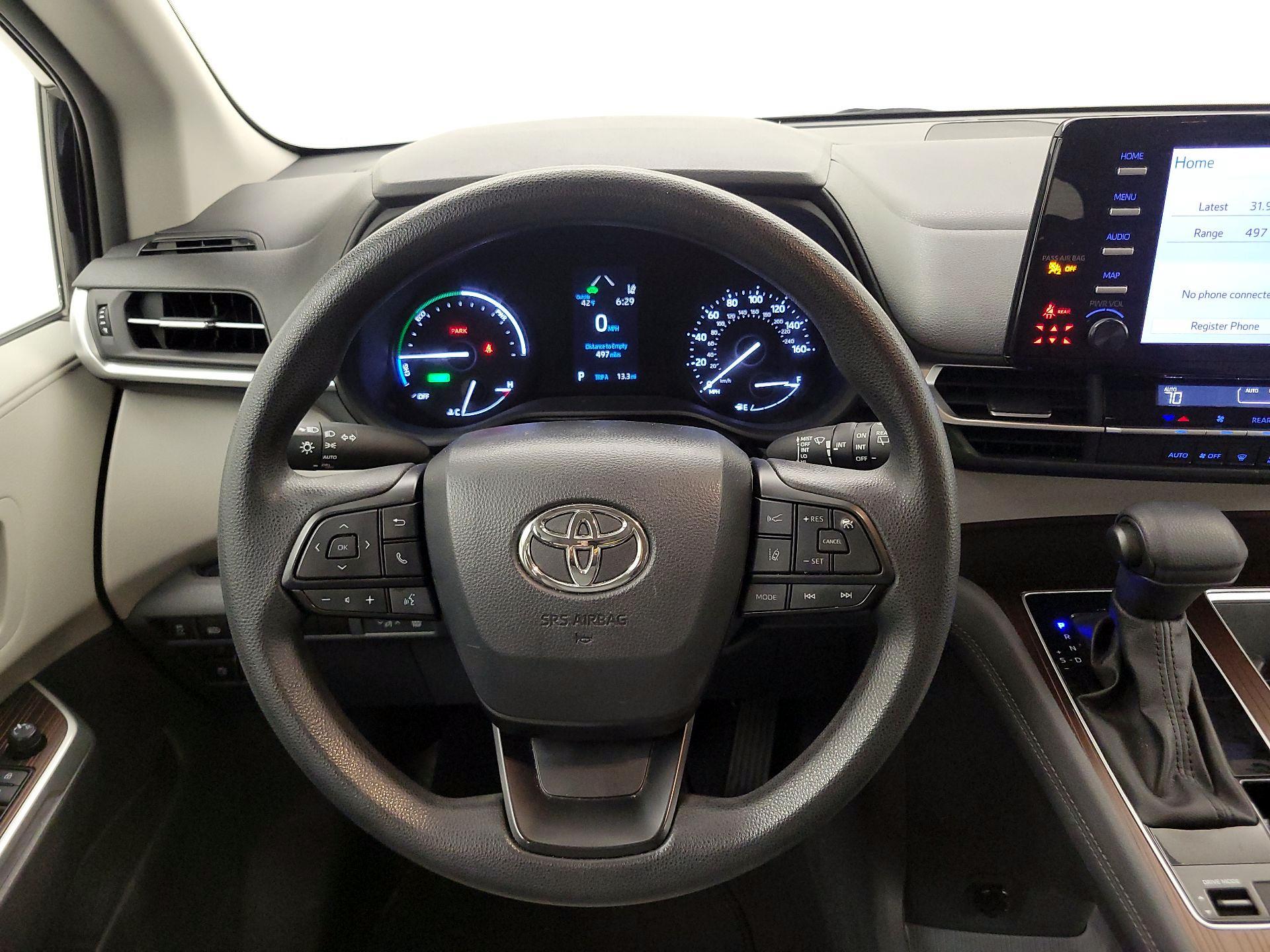 Thumbnail: 2024 Toyota Sienna - 10