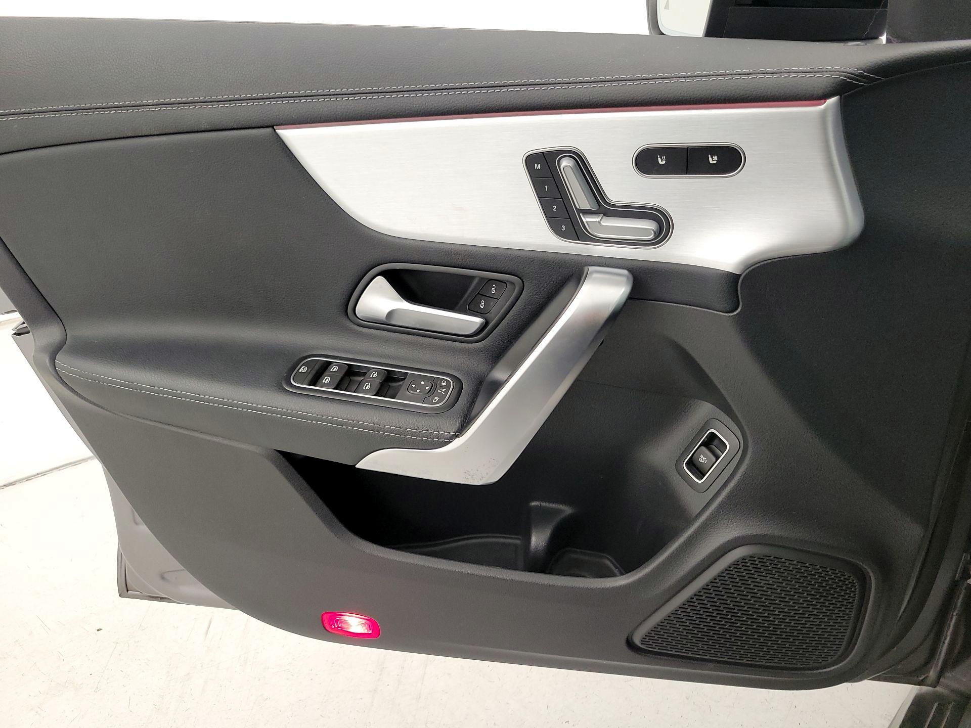 Thumbnail: 2022 Mercedes-Benz CLA - 12