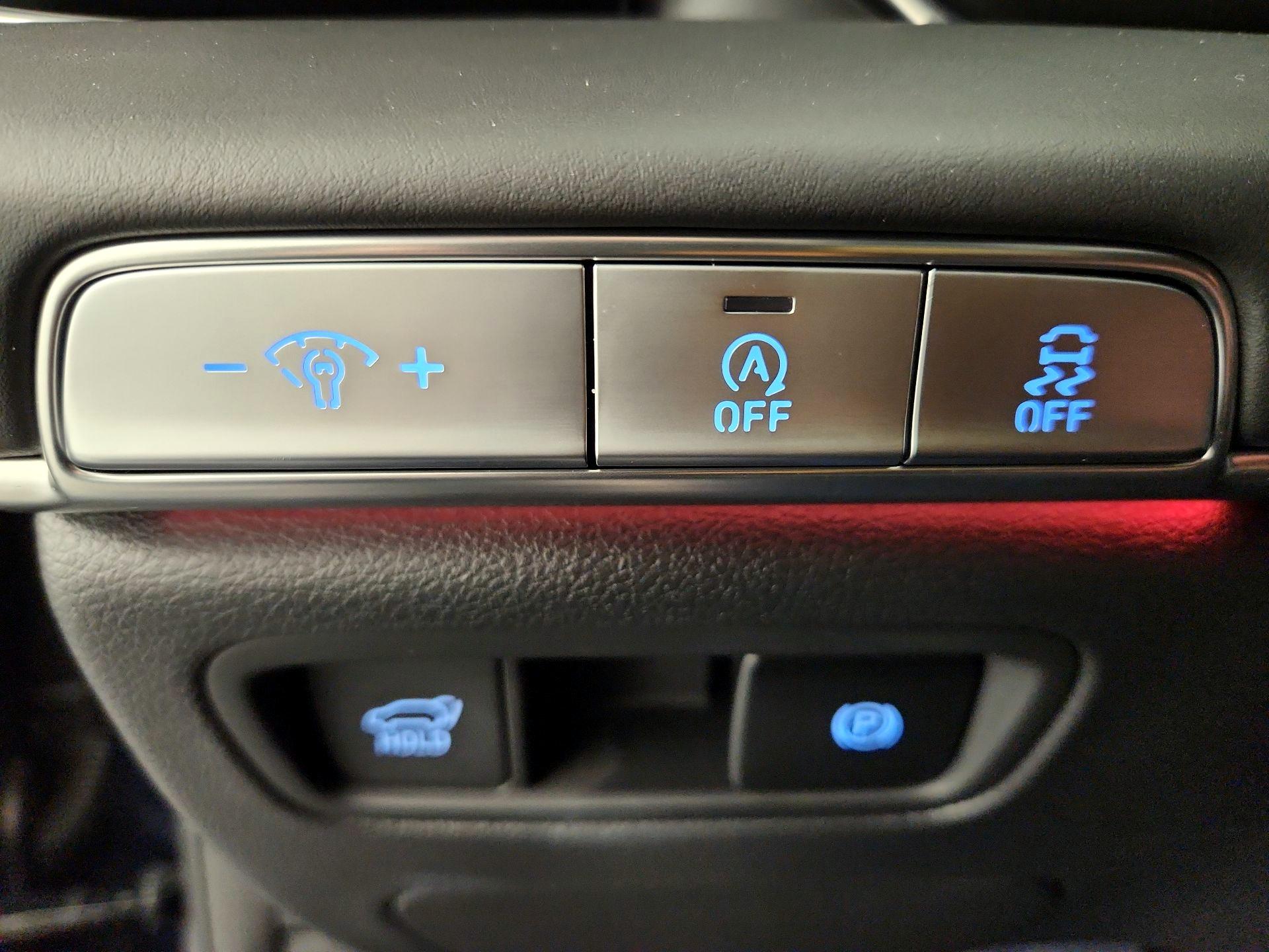 Thumbnail: 2024 Genesis GV80 - 13