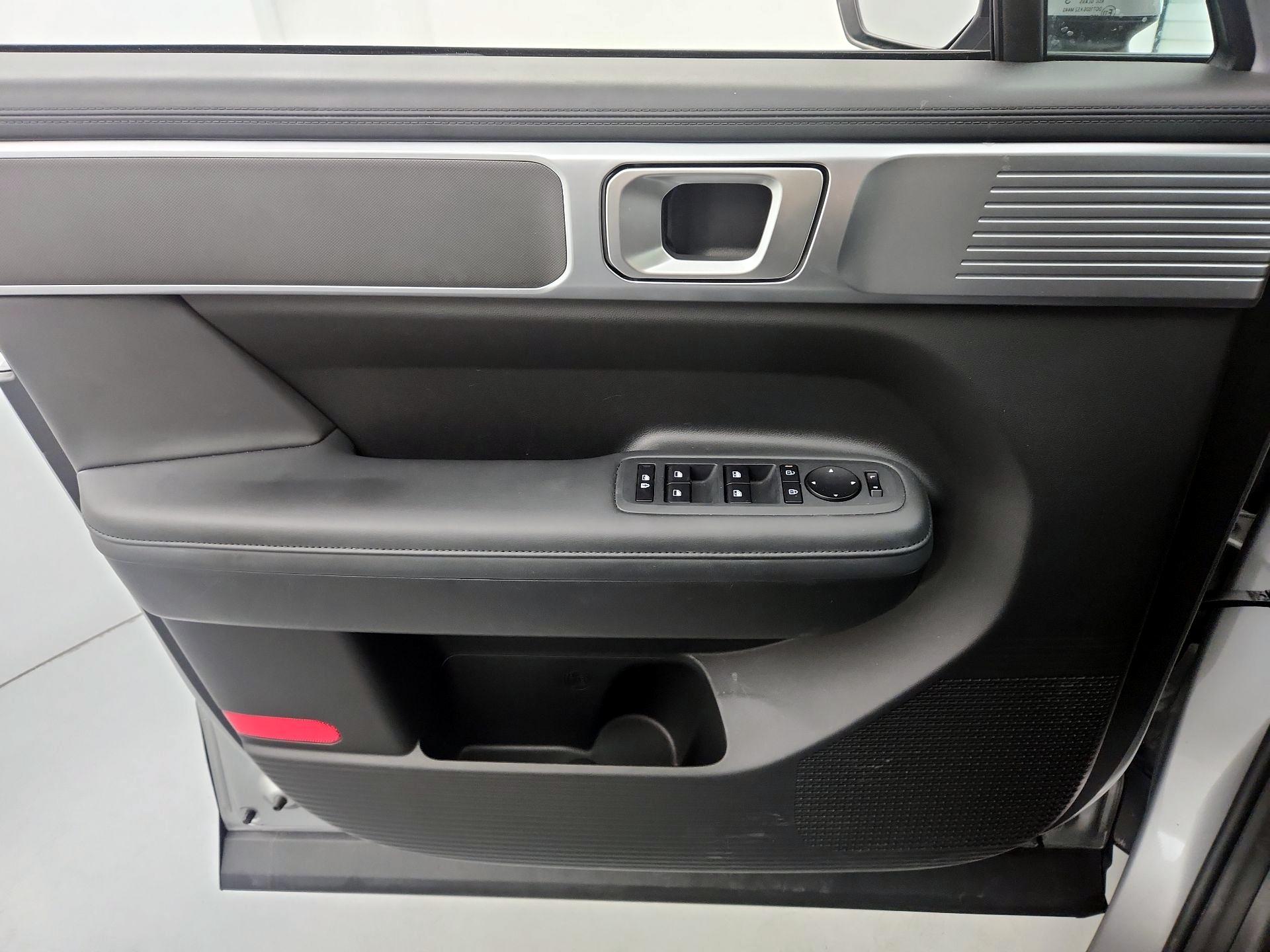 Thumbnail: 2025 Hyundai Santa Fe - 12