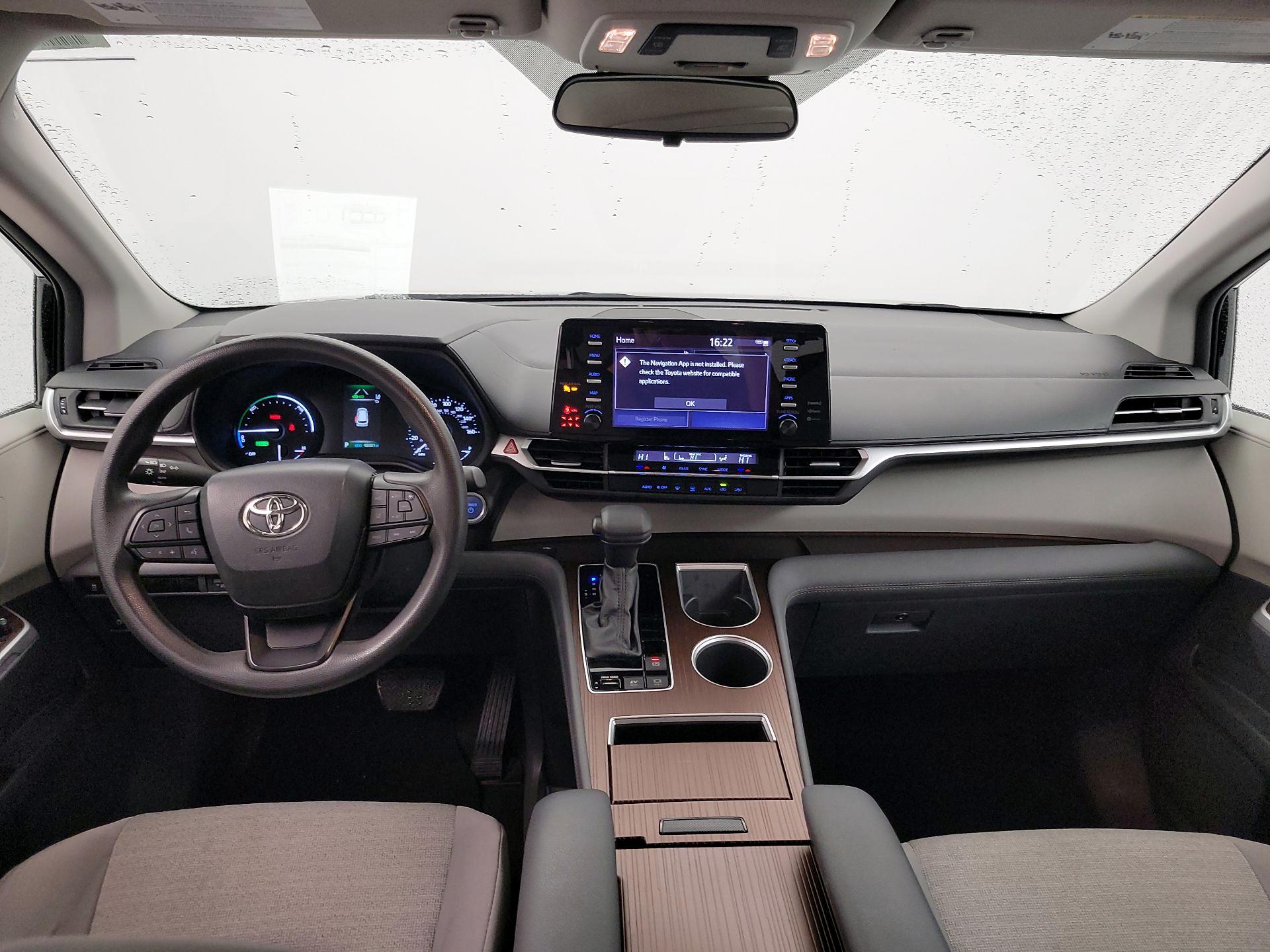 Thumbnail: 2024 Toyota Sienna - 9