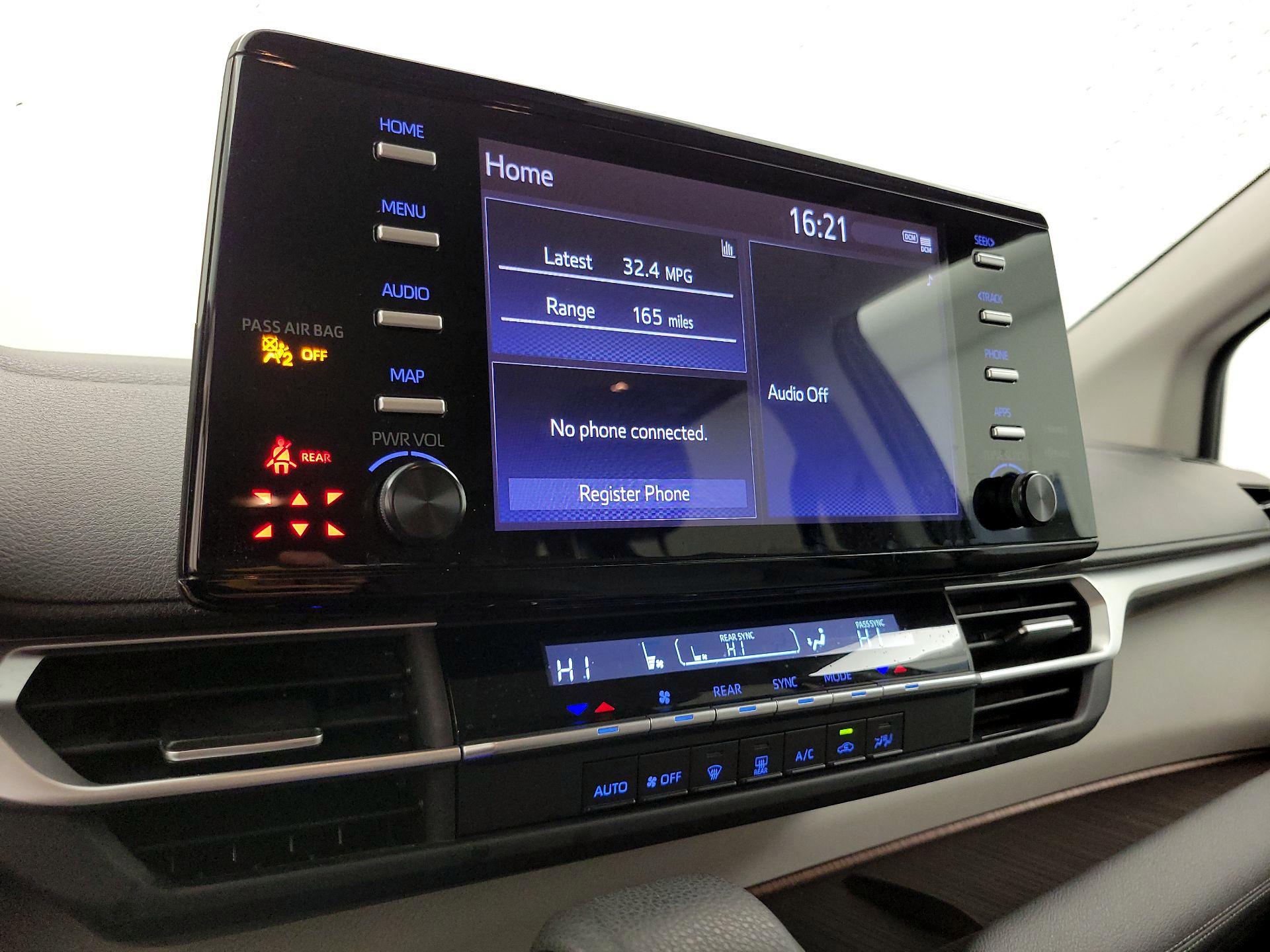 Thumbnail: 2024 Toyota Sienna - 15