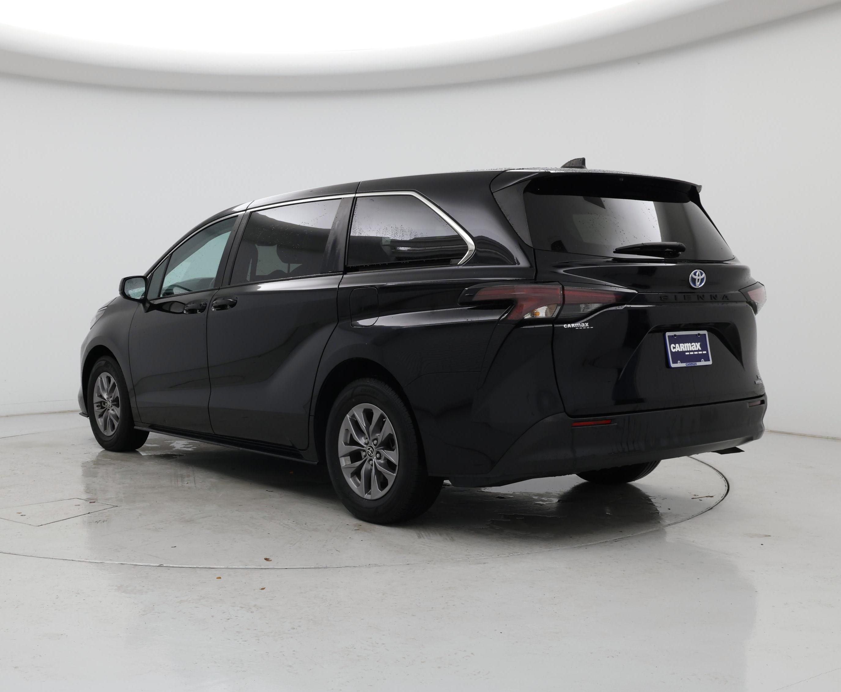 Thumbnail: 2024 Toyota Sienna - 2