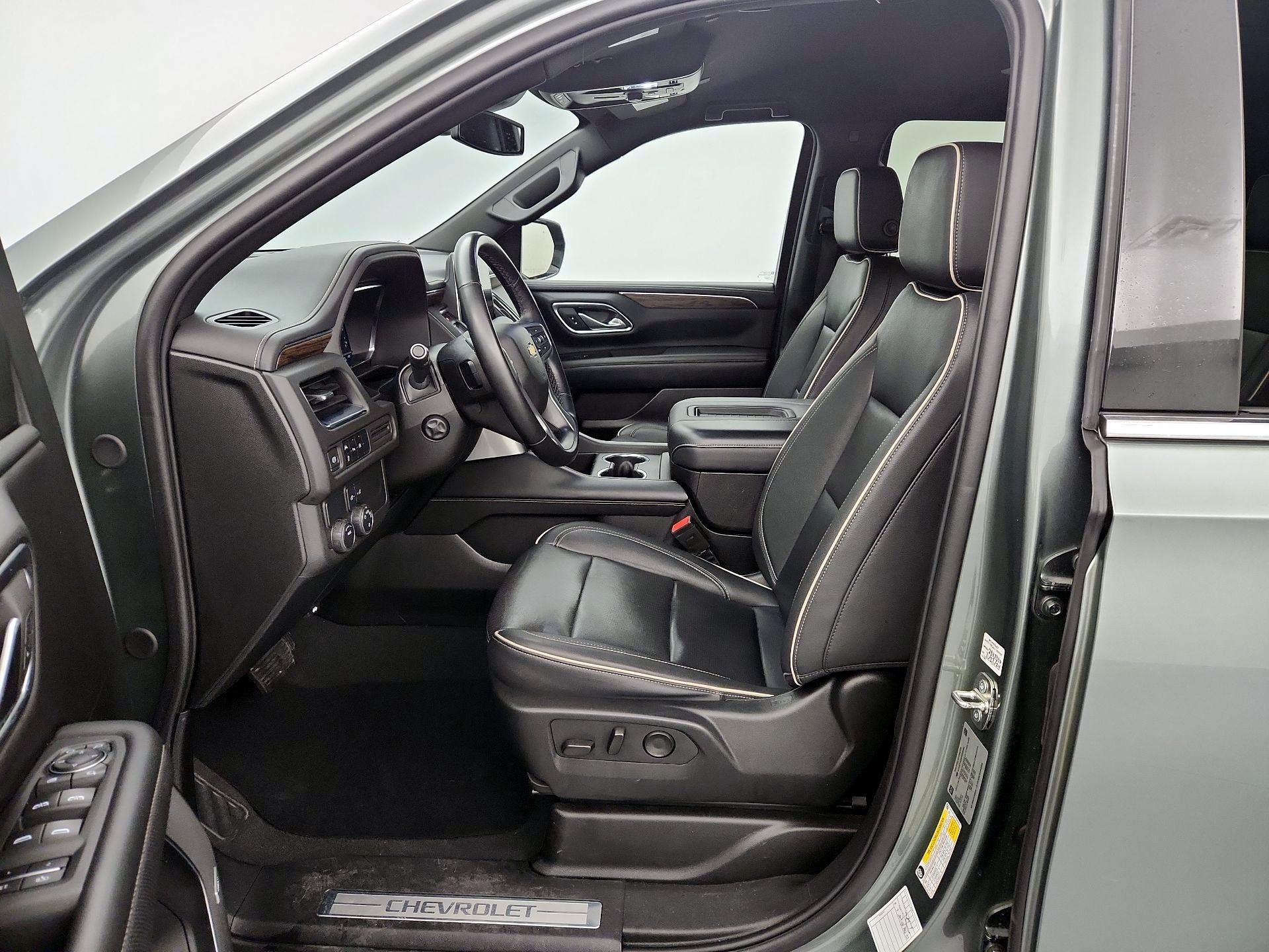 Thumbnail: 2023 Chevrolet Suburban - 11