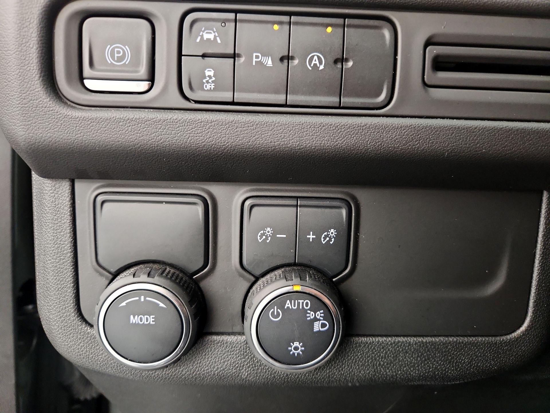 Thumbnail: 2023 Chevrolet Suburban - 13