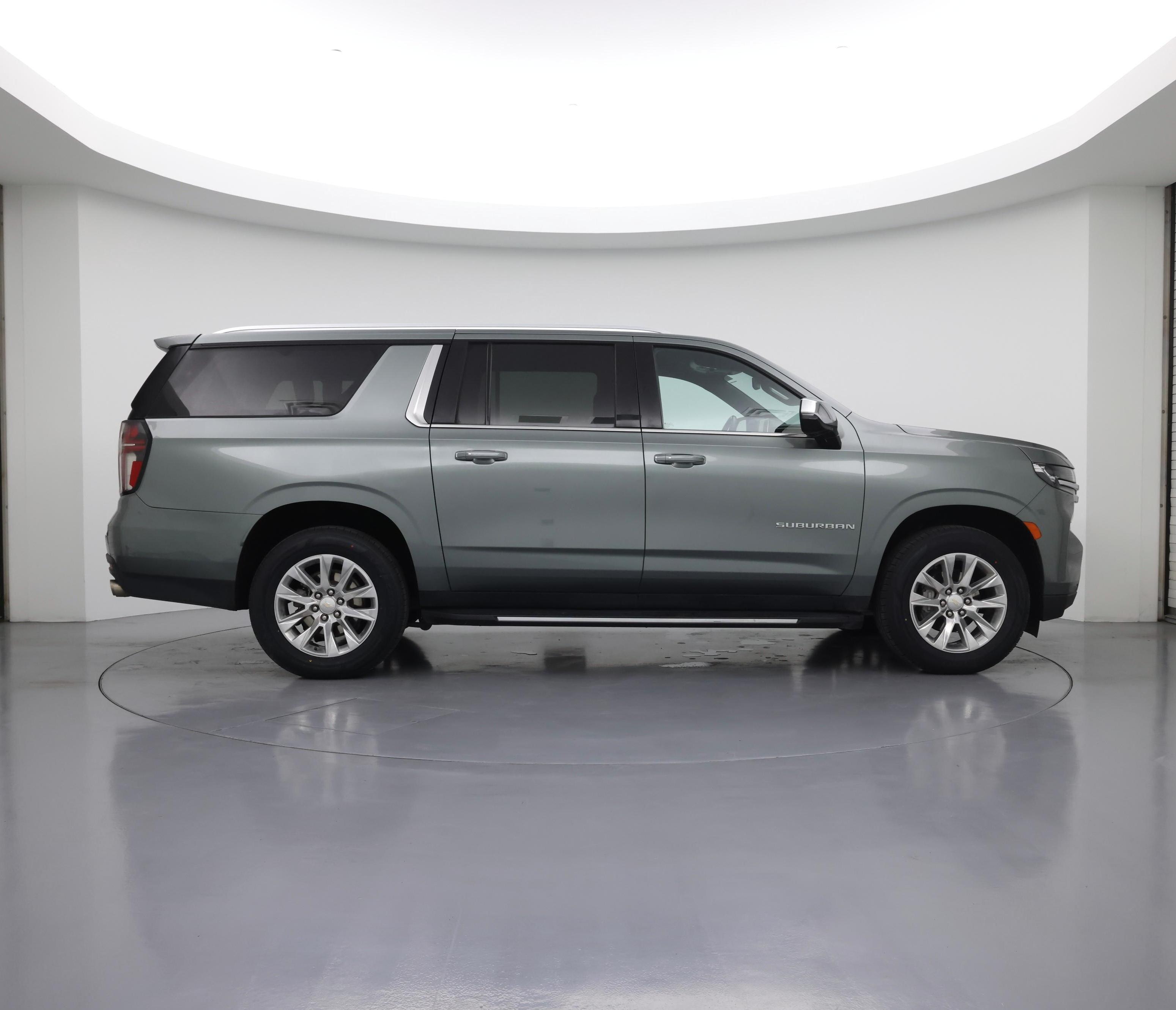 Thumbnail: 2023 Chevrolet Suburban - 7