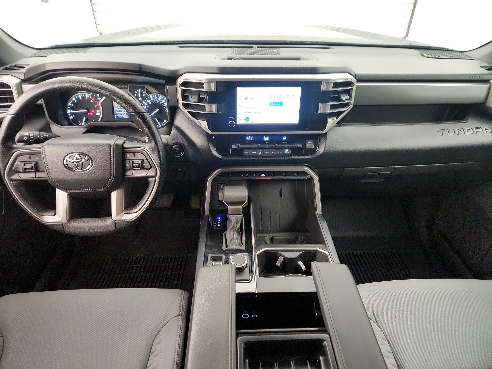 Thumbnail: 2025 Toyota Tundra - 9