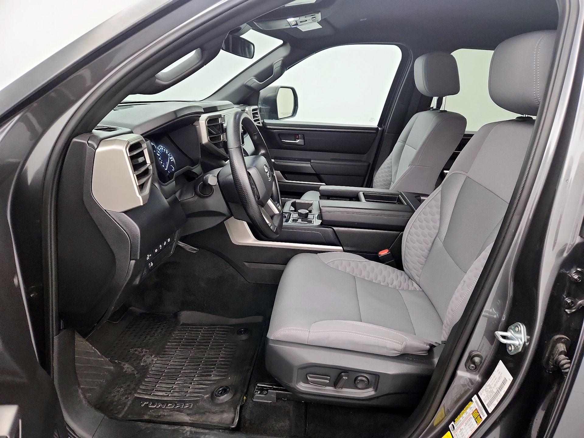 Thumbnail: 2025 Toyota Tundra - 11