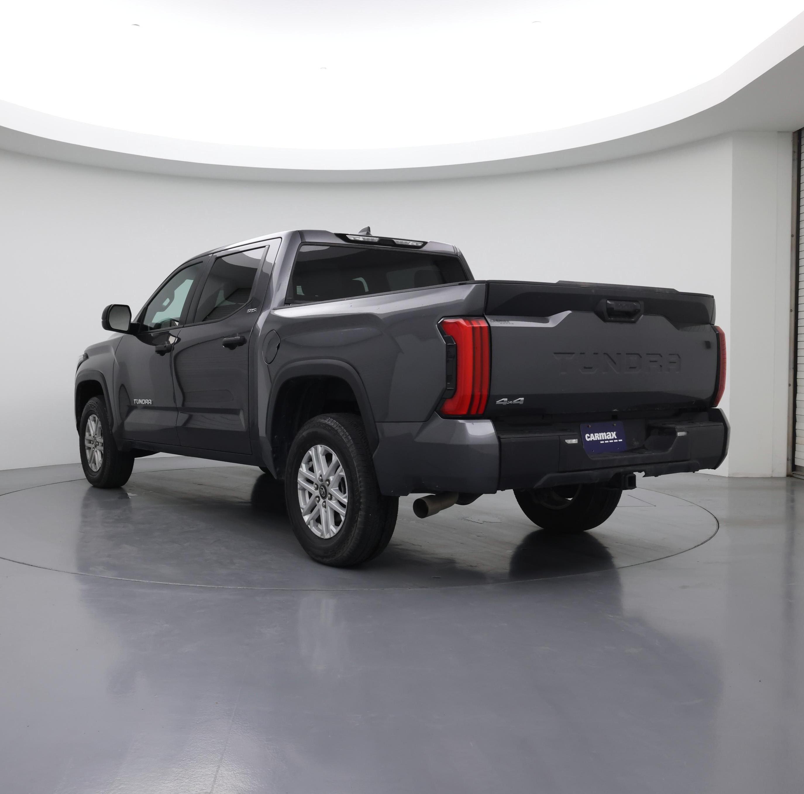 Thumbnail: 2025 Toyota Tundra - 2