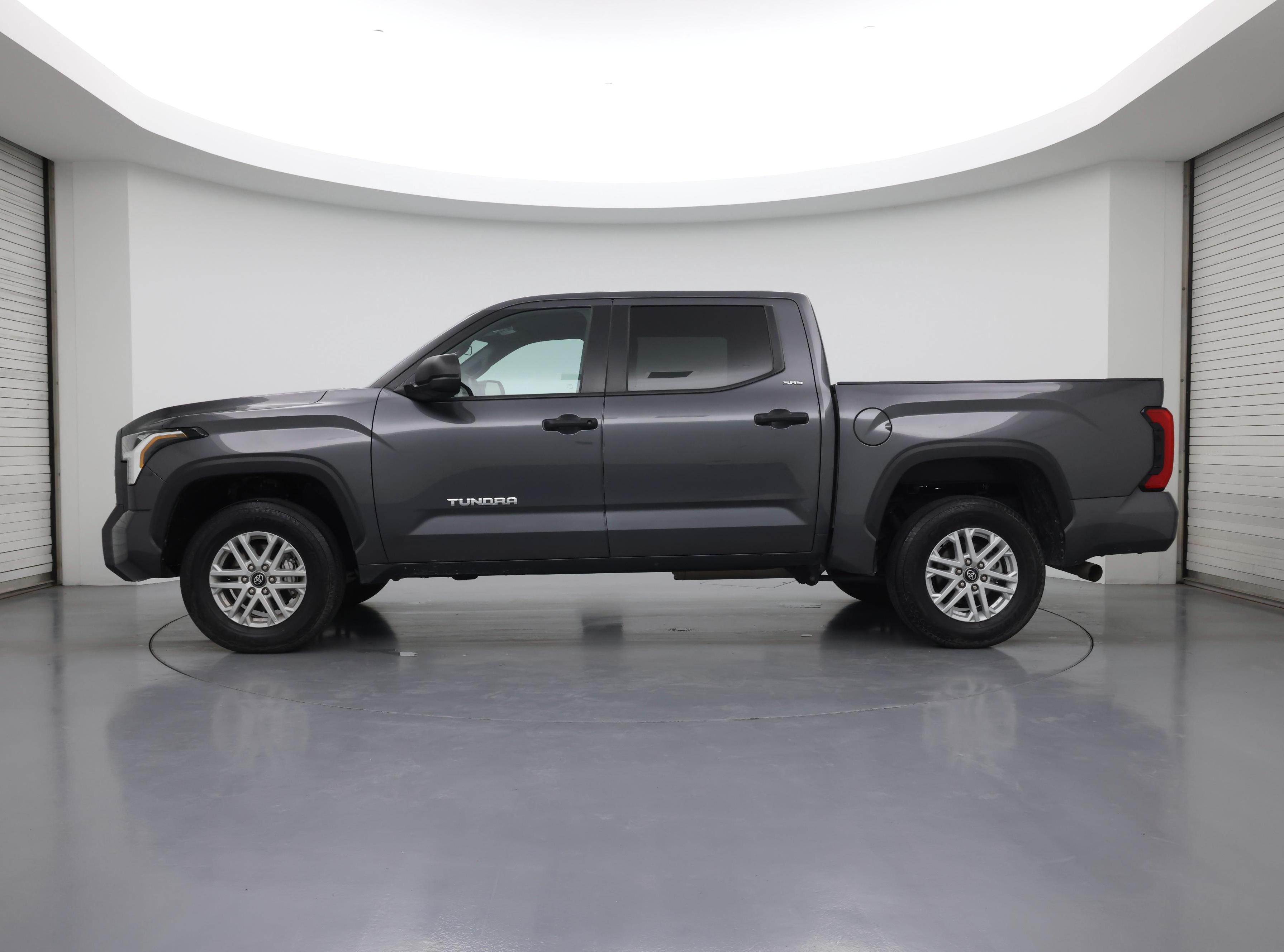 Thumbnail: 2025 Toyota Tundra - 3