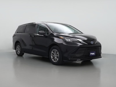 2024 Toyota Sienna Hybrid LE