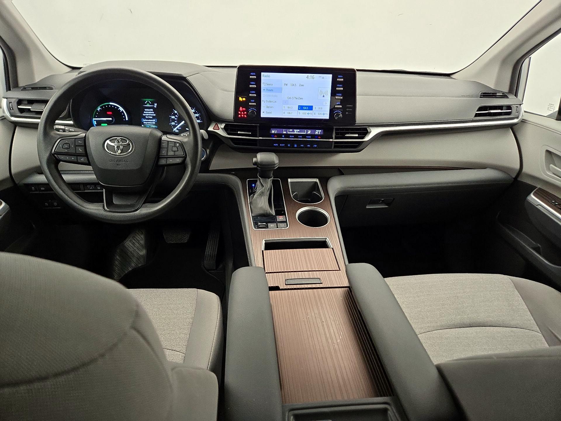 Thumbnail: 2024 Toyota Sienna - 9