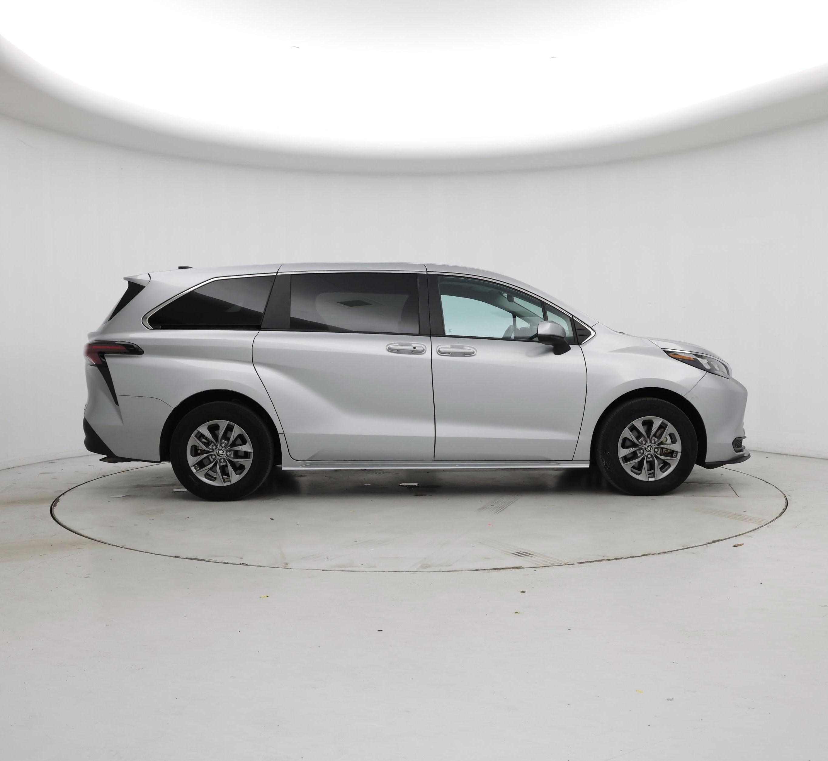 Thumbnail: 2024 Toyota Sienna - 7