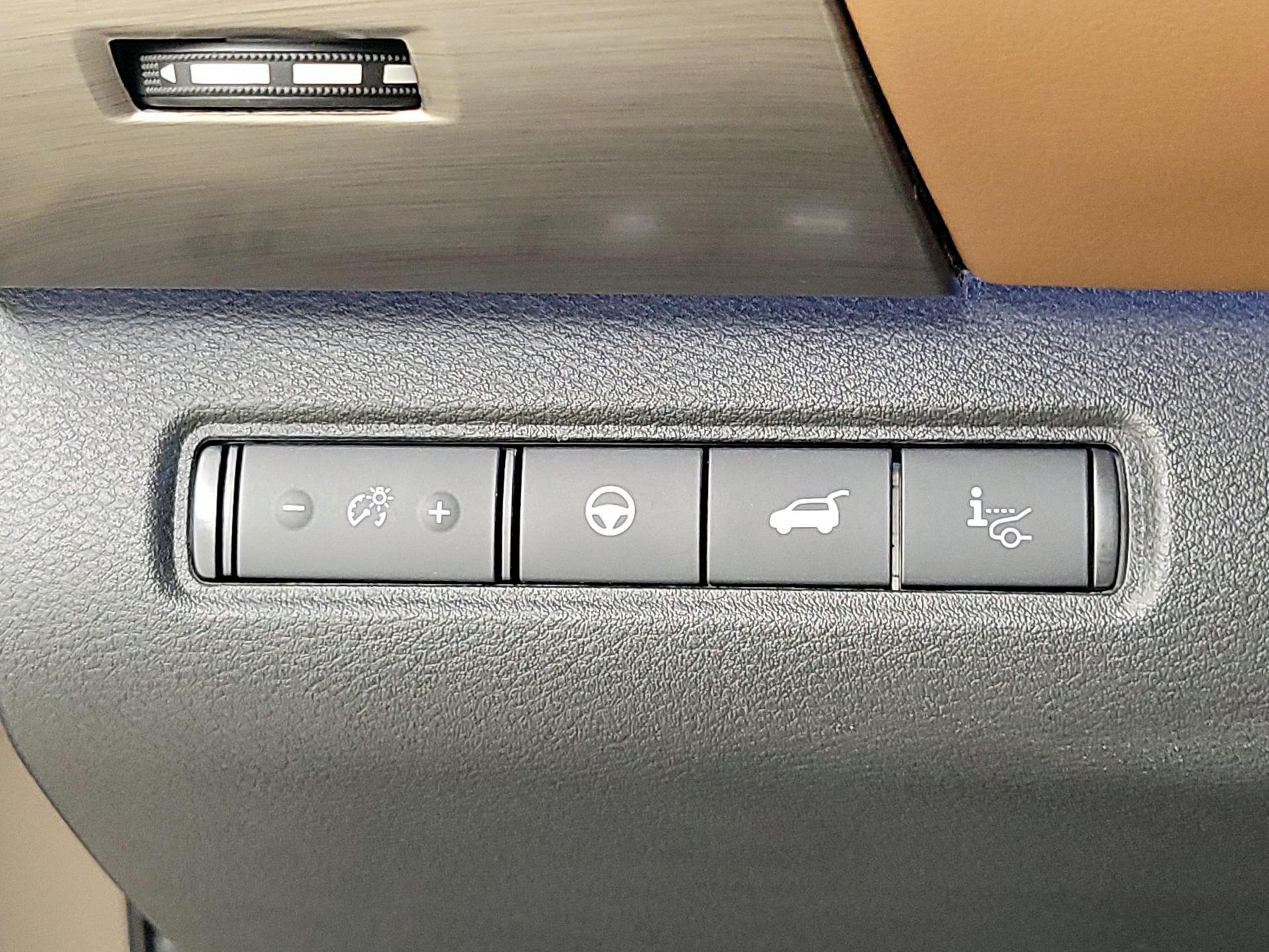 Thumbnail: 2024 Nissan Pathfinder - 13