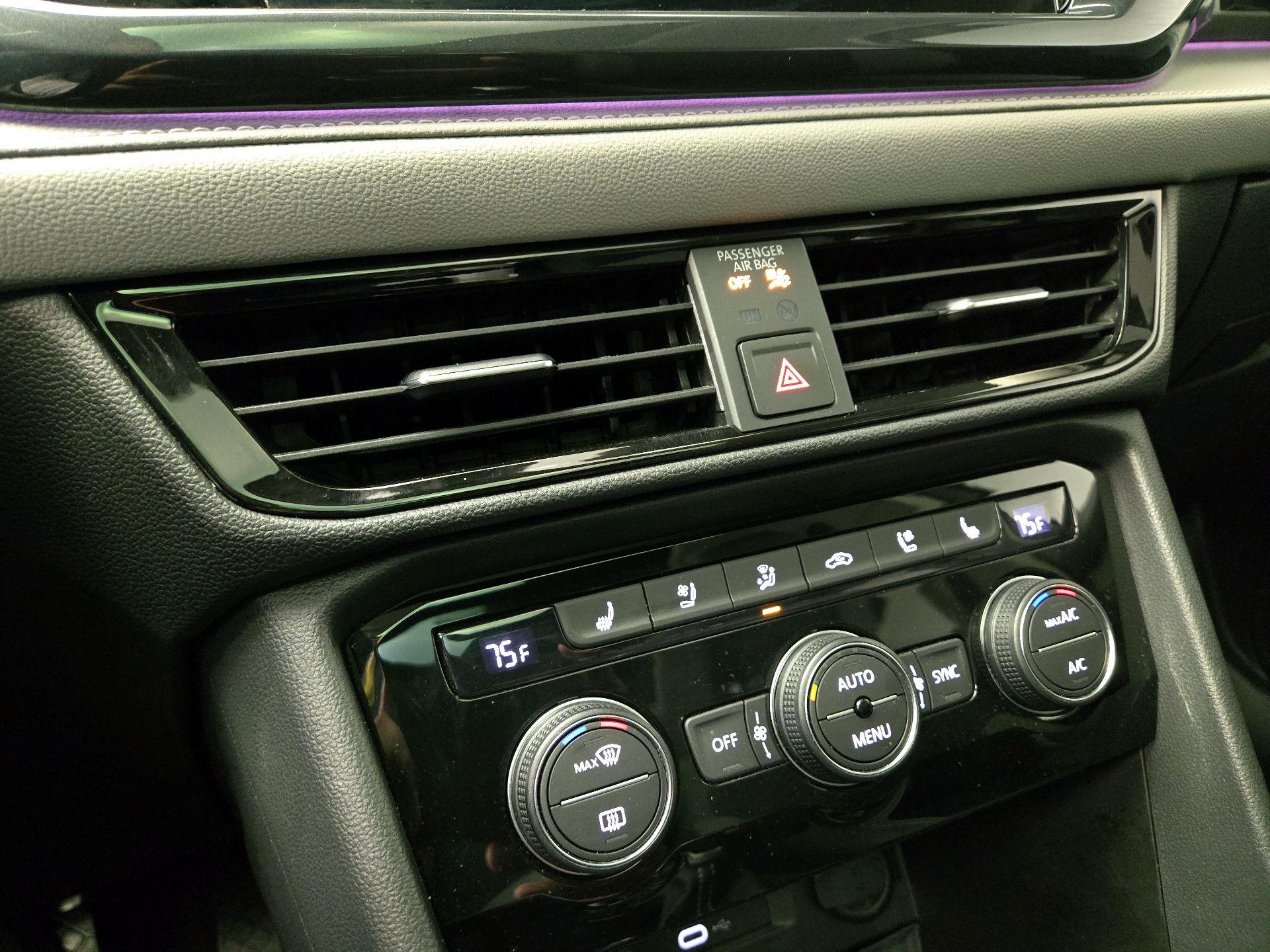 Thumbnail: 2022 Volkswagen Taos - 17