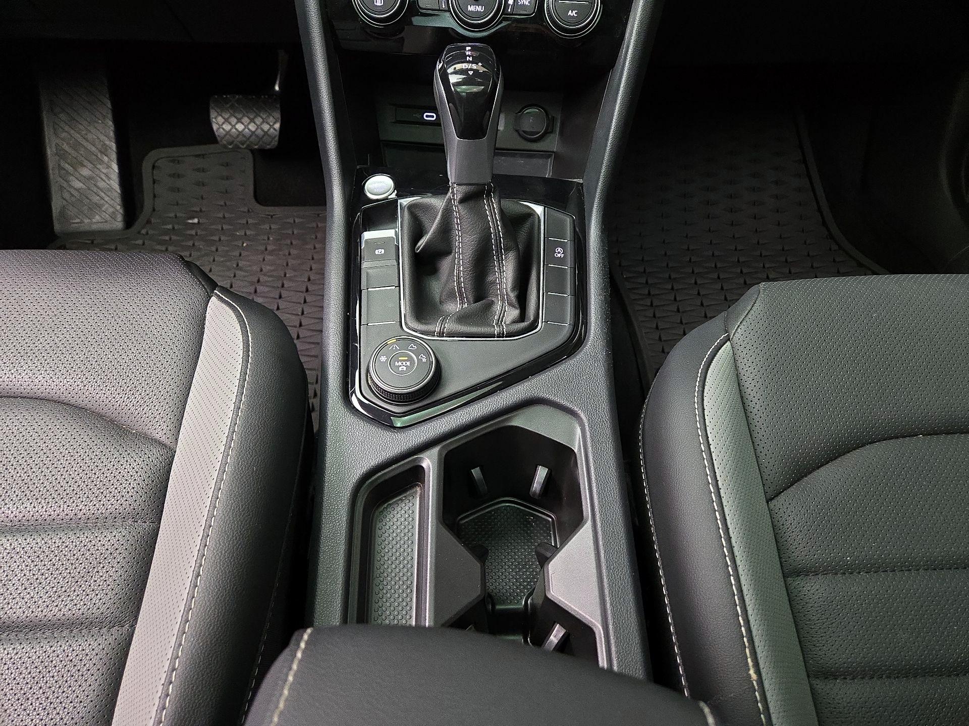 Thumbnail: 2022 Volkswagen Taos - 18