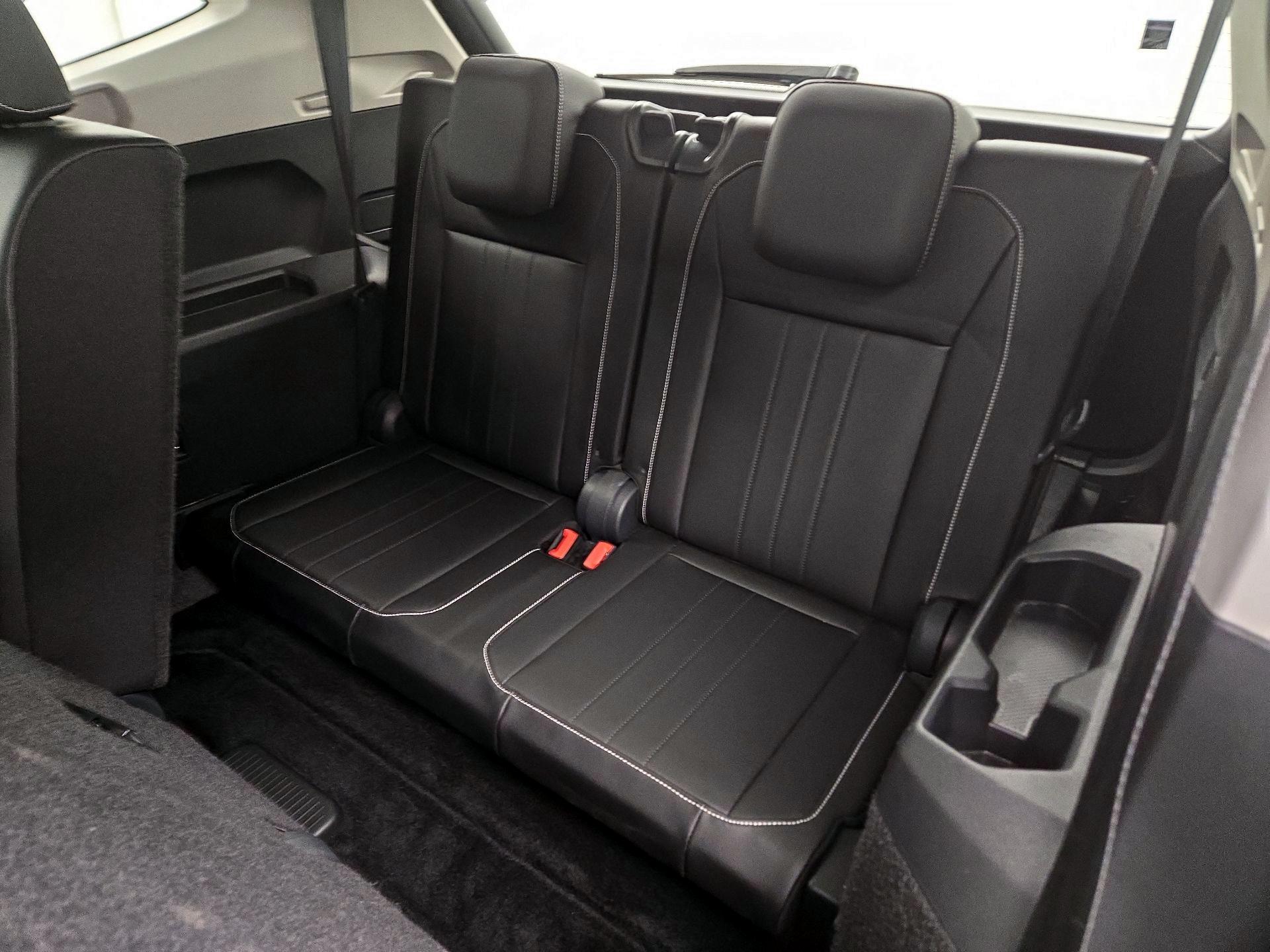 Thumbnail: 2024 Volkswagen Tiguan - 20