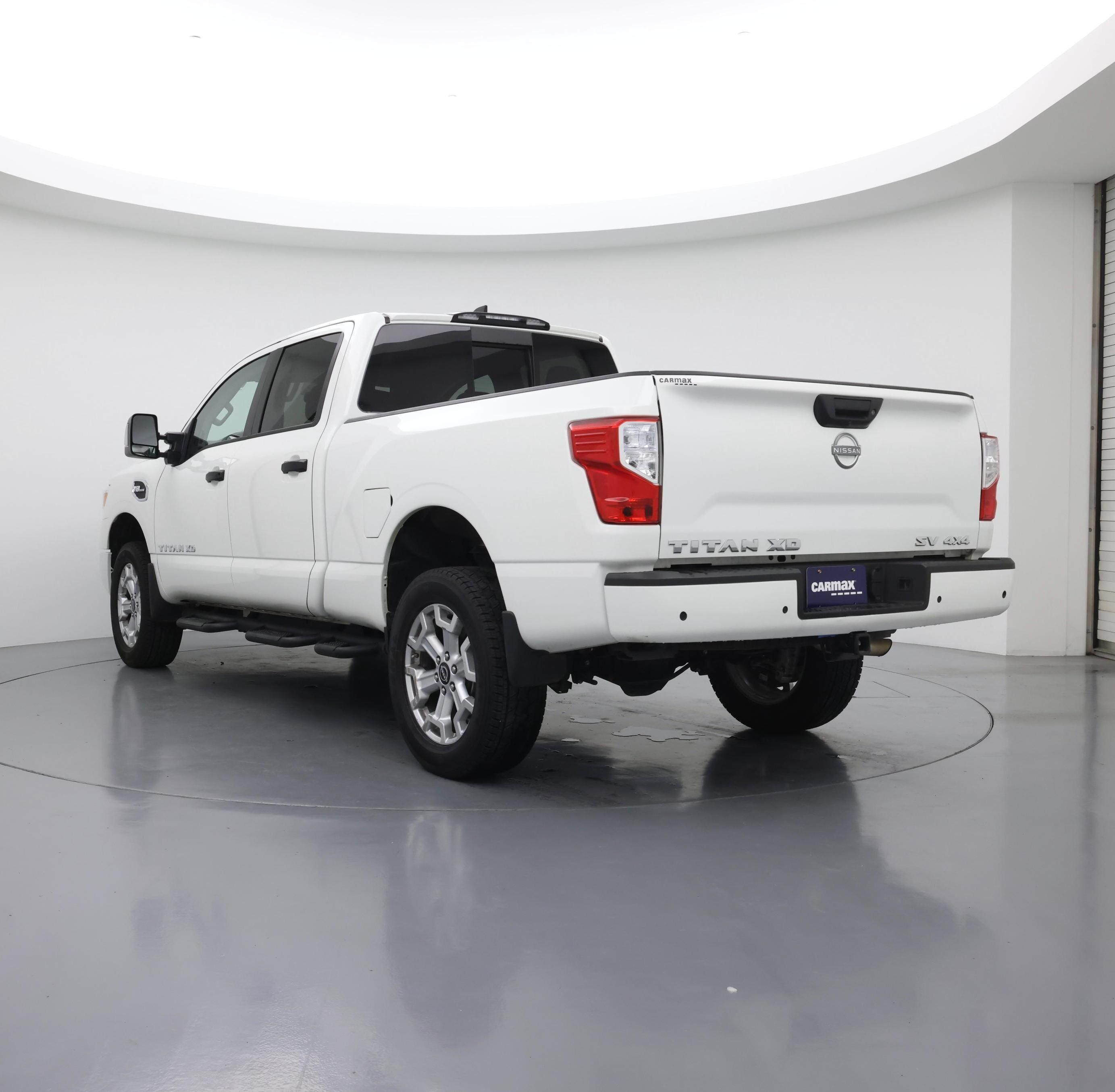 Thumbnail: 2024 Nissan Titan - 2