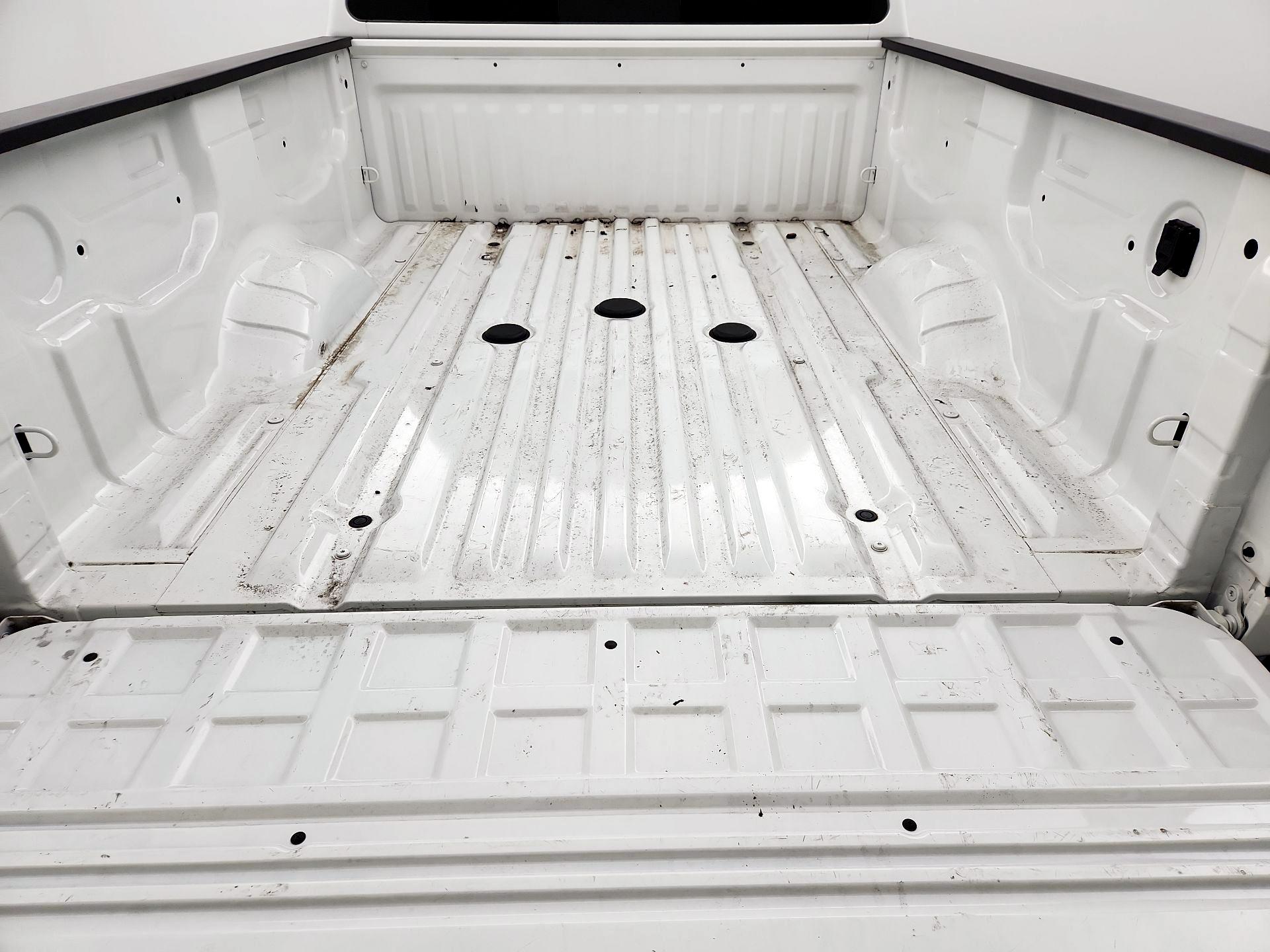 Thumbnail: 2024 Nissan Titan - 20