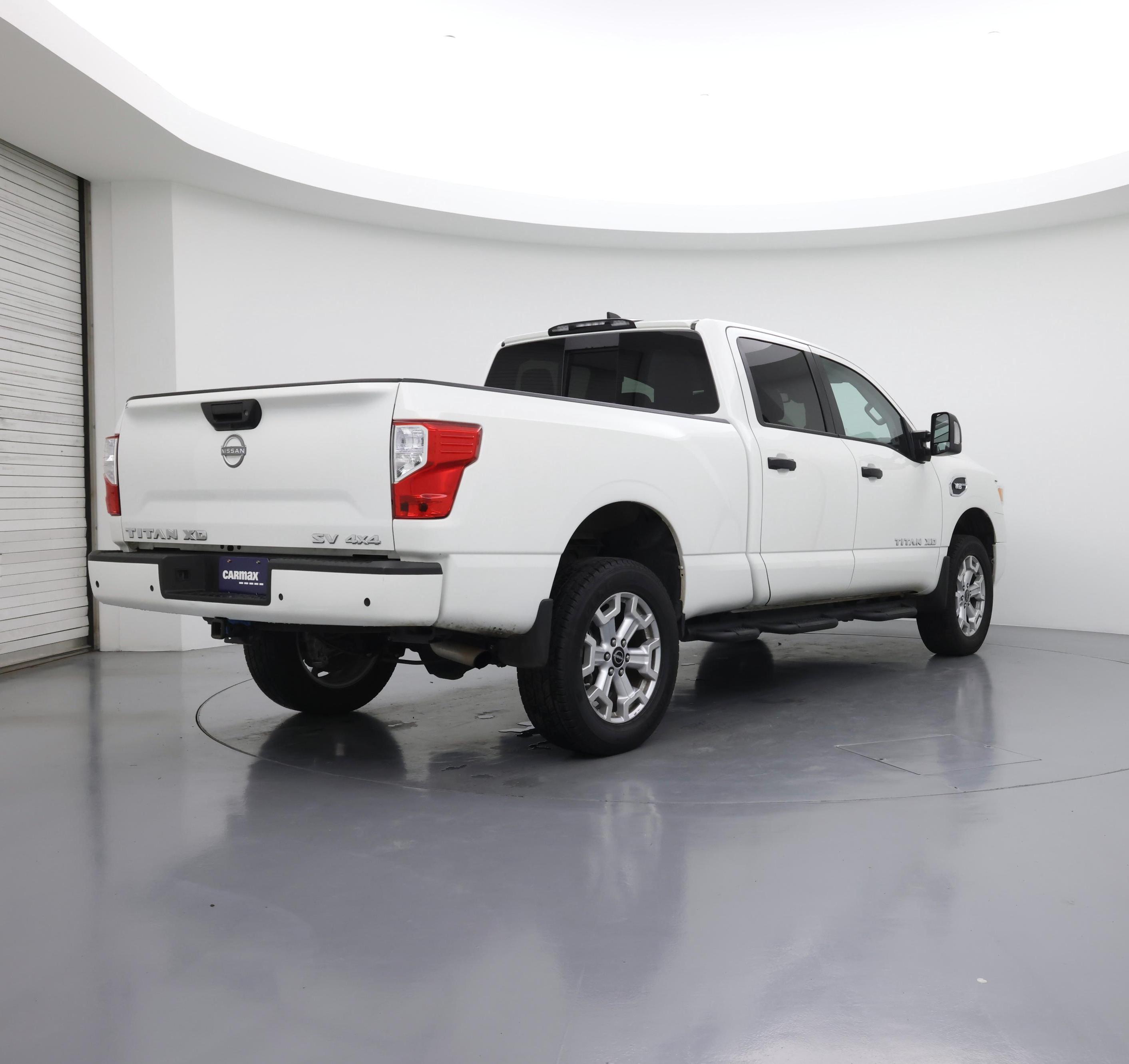 Thumbnail: 2024 Nissan Titan - 8