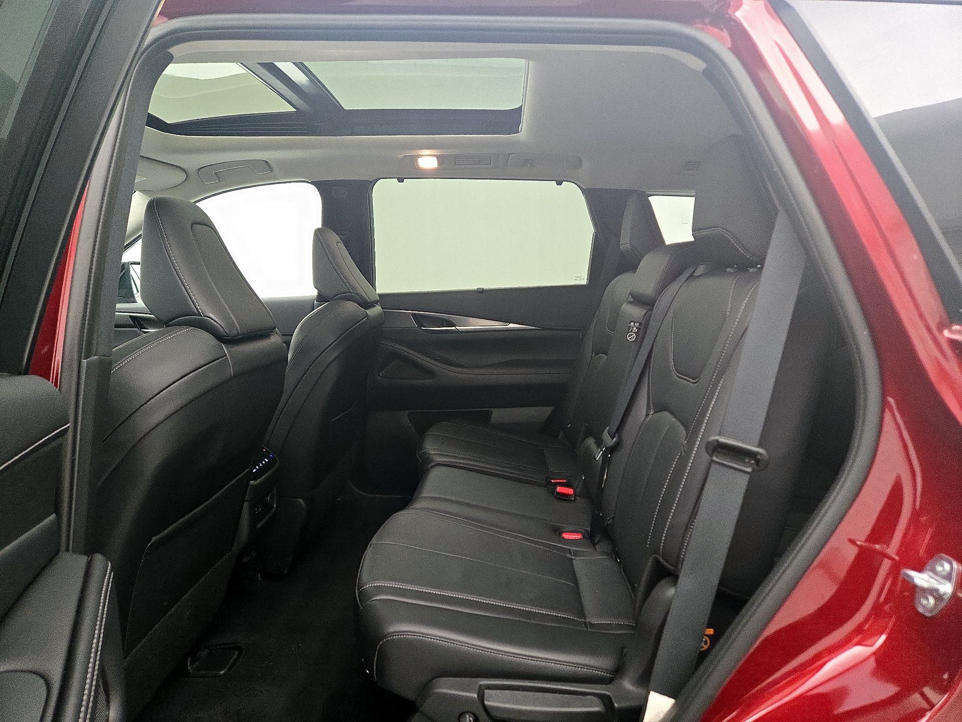 Thumbnail: 2024 INFINITI QX60 - 20