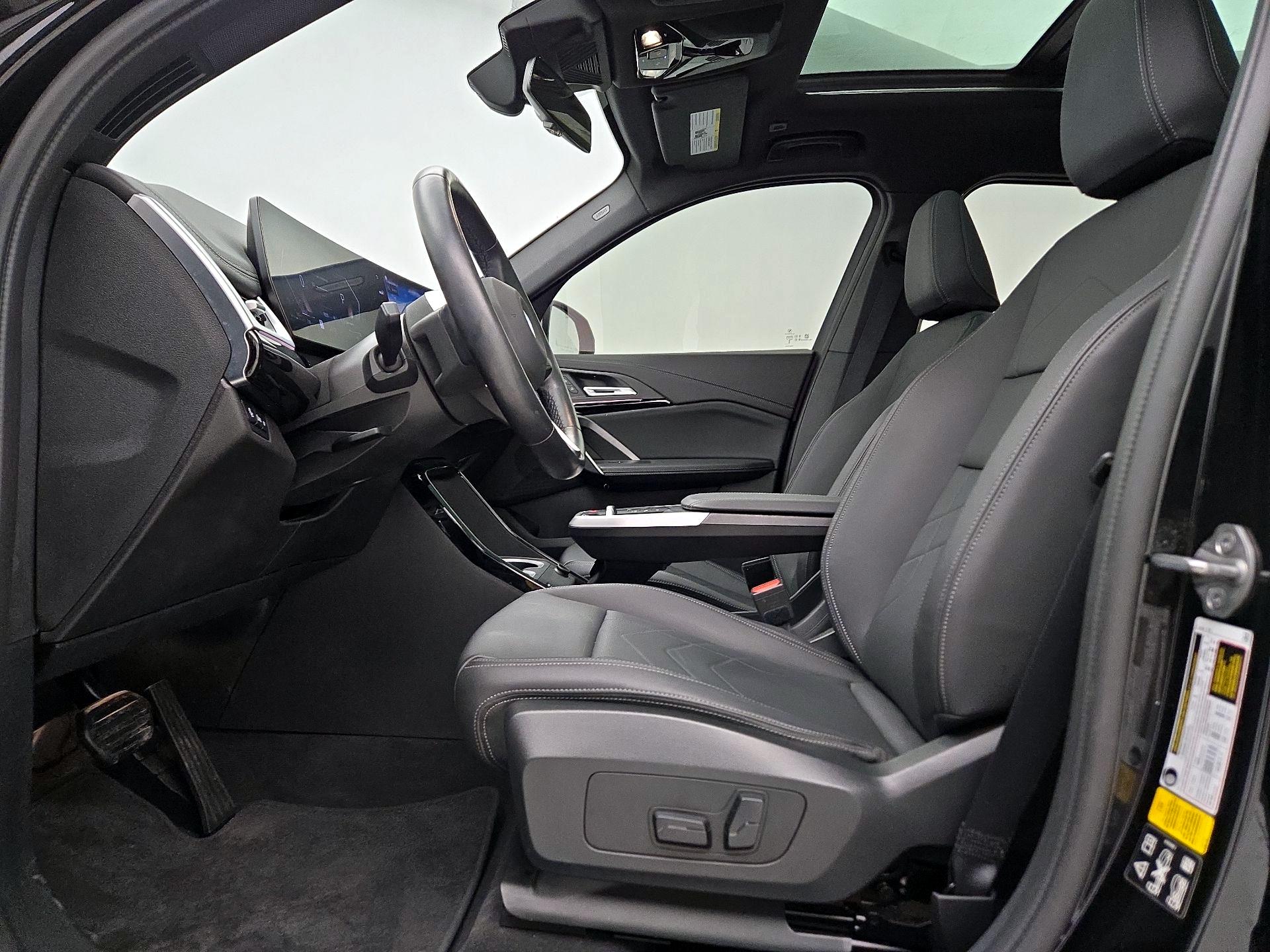 Thumbnail: 2023 BMW X1 - 11