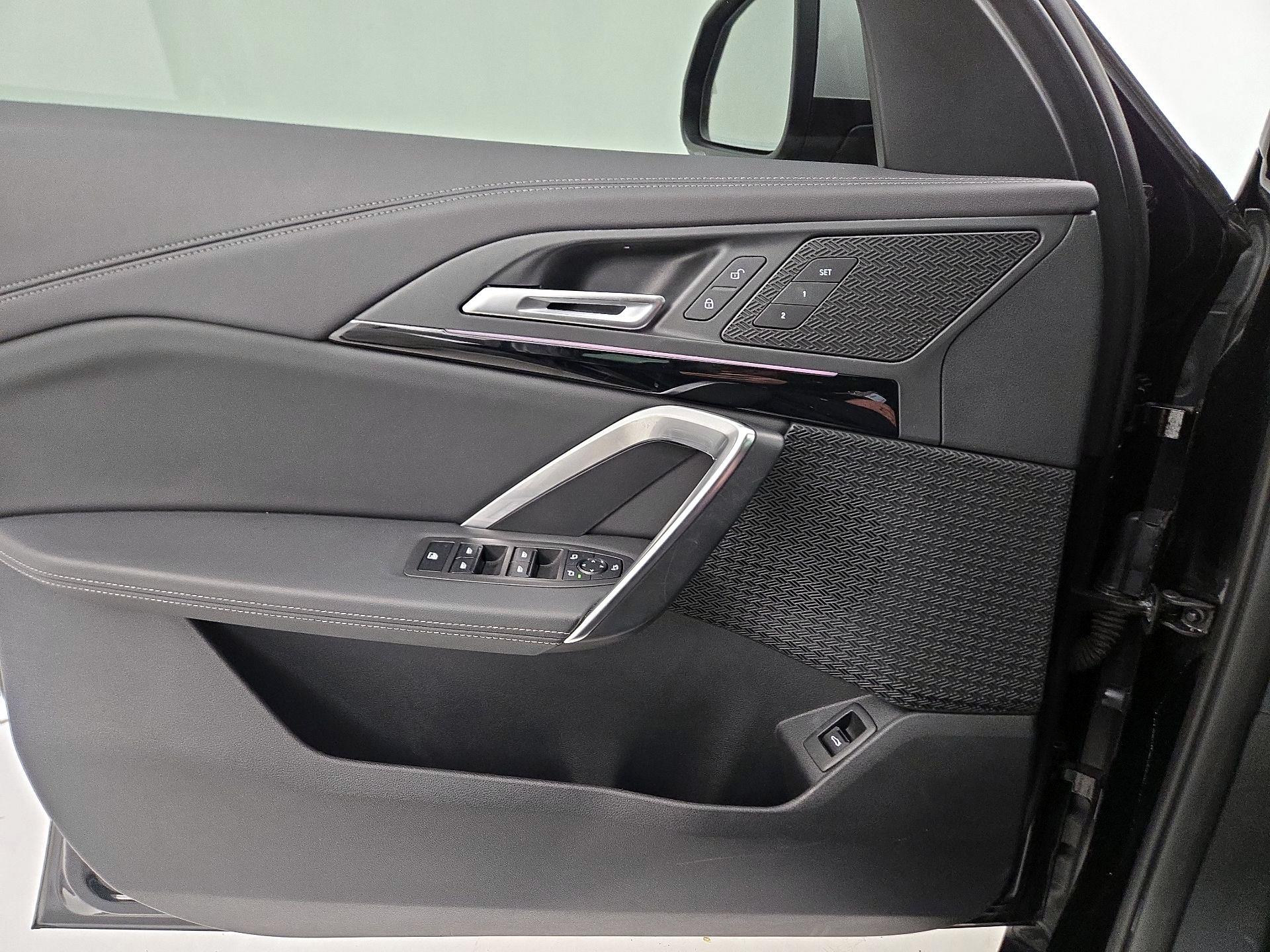 Thumbnail: 2023 BMW X1 - 12