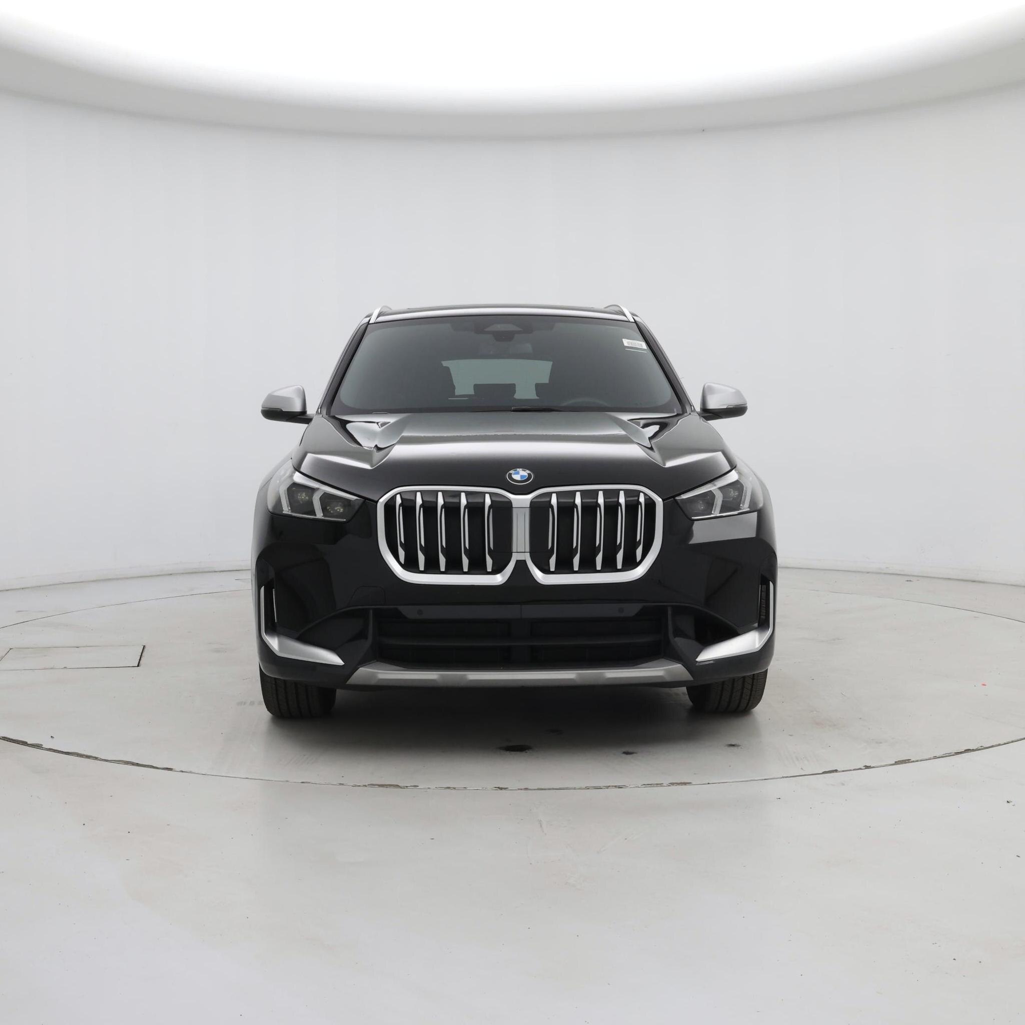Thumbnail: 2023 BMW X1 - 5