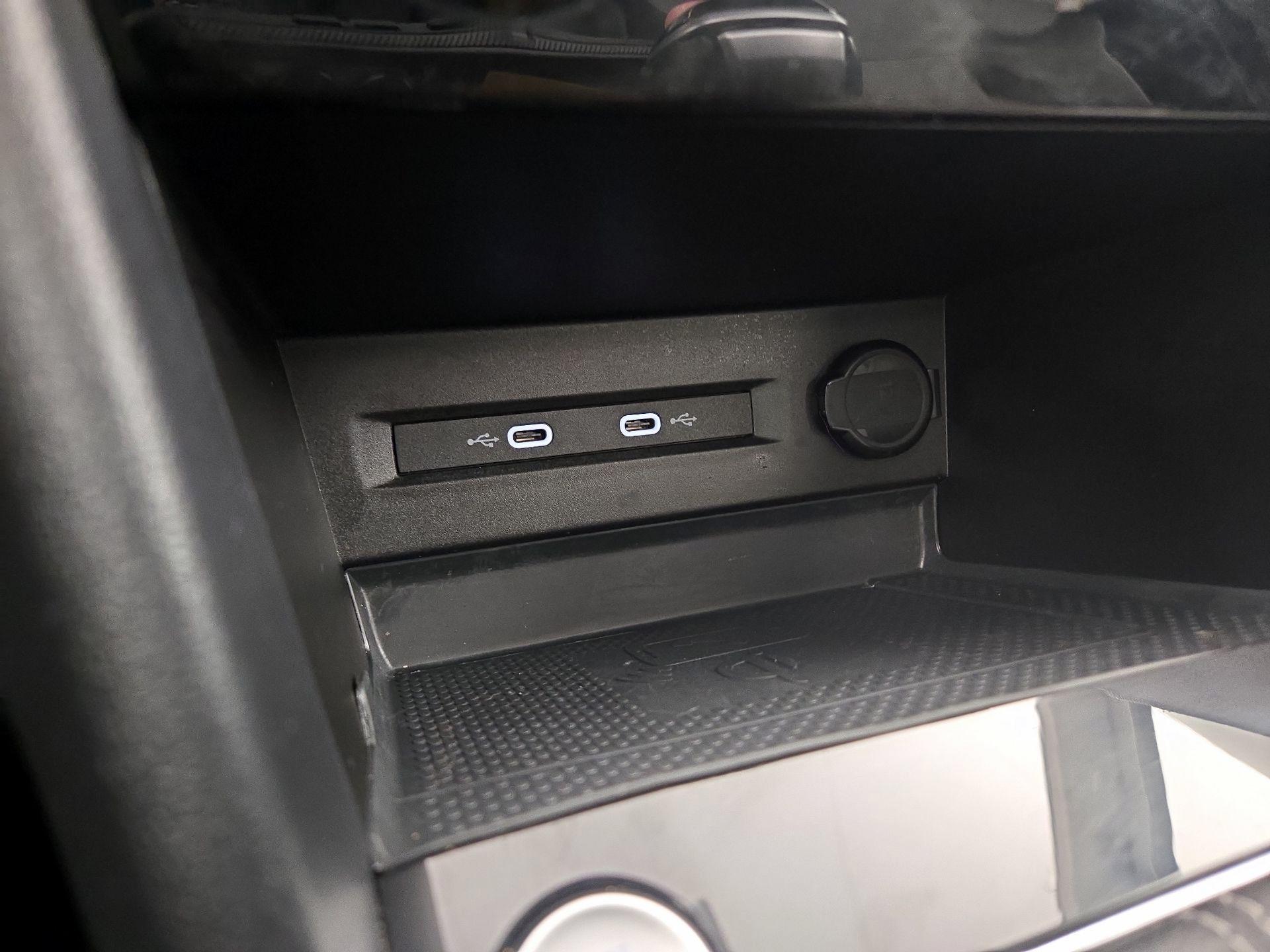 Thumbnail: 2023 Volkswagen Taos - 18