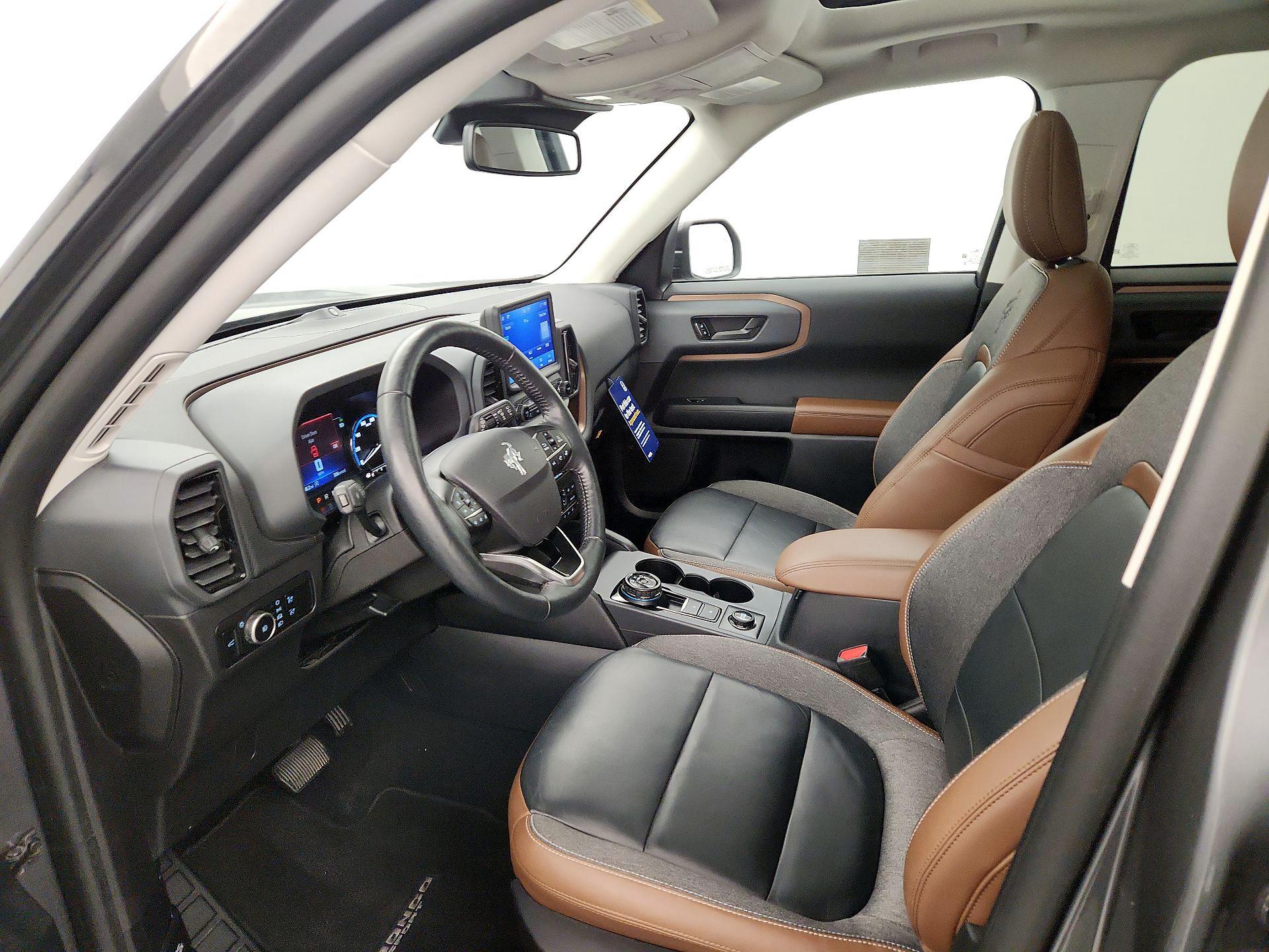 Thumbnail: 2023 Ford Bronco Sport - 11