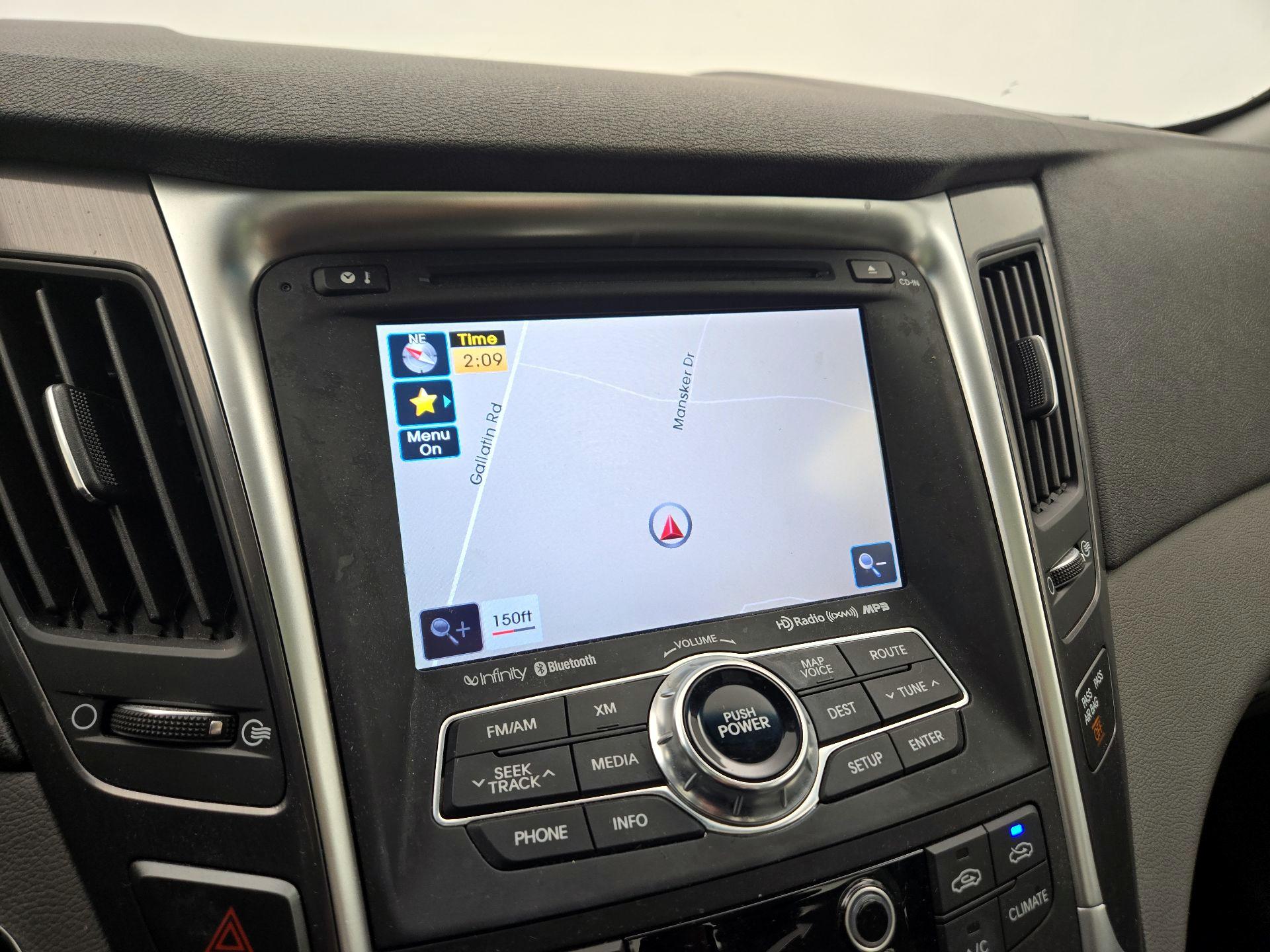 Thumbnail: 2015 Hyundai Sonata - 14