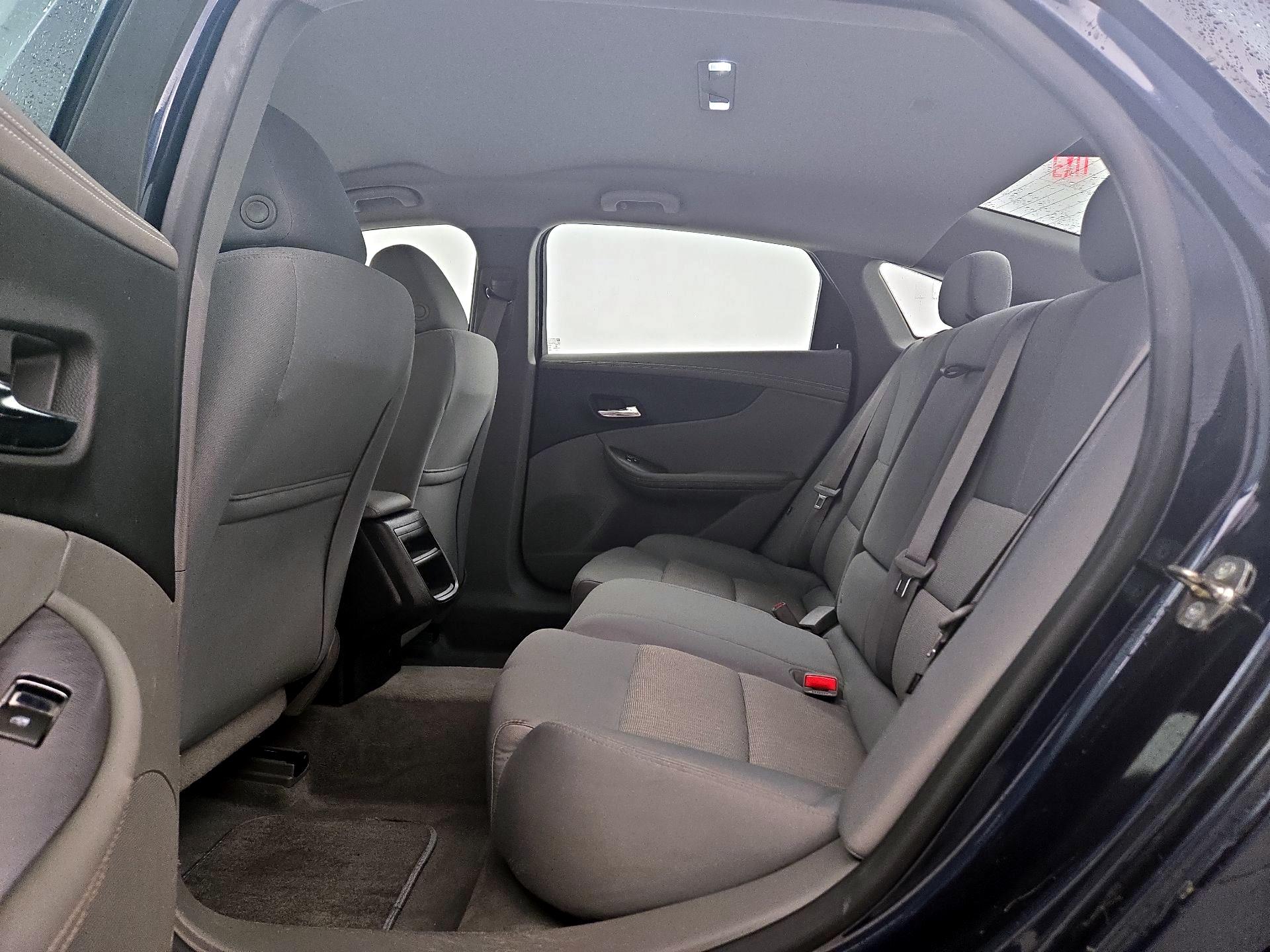 Thumbnail: 2015 Chevrolet Impala - 17