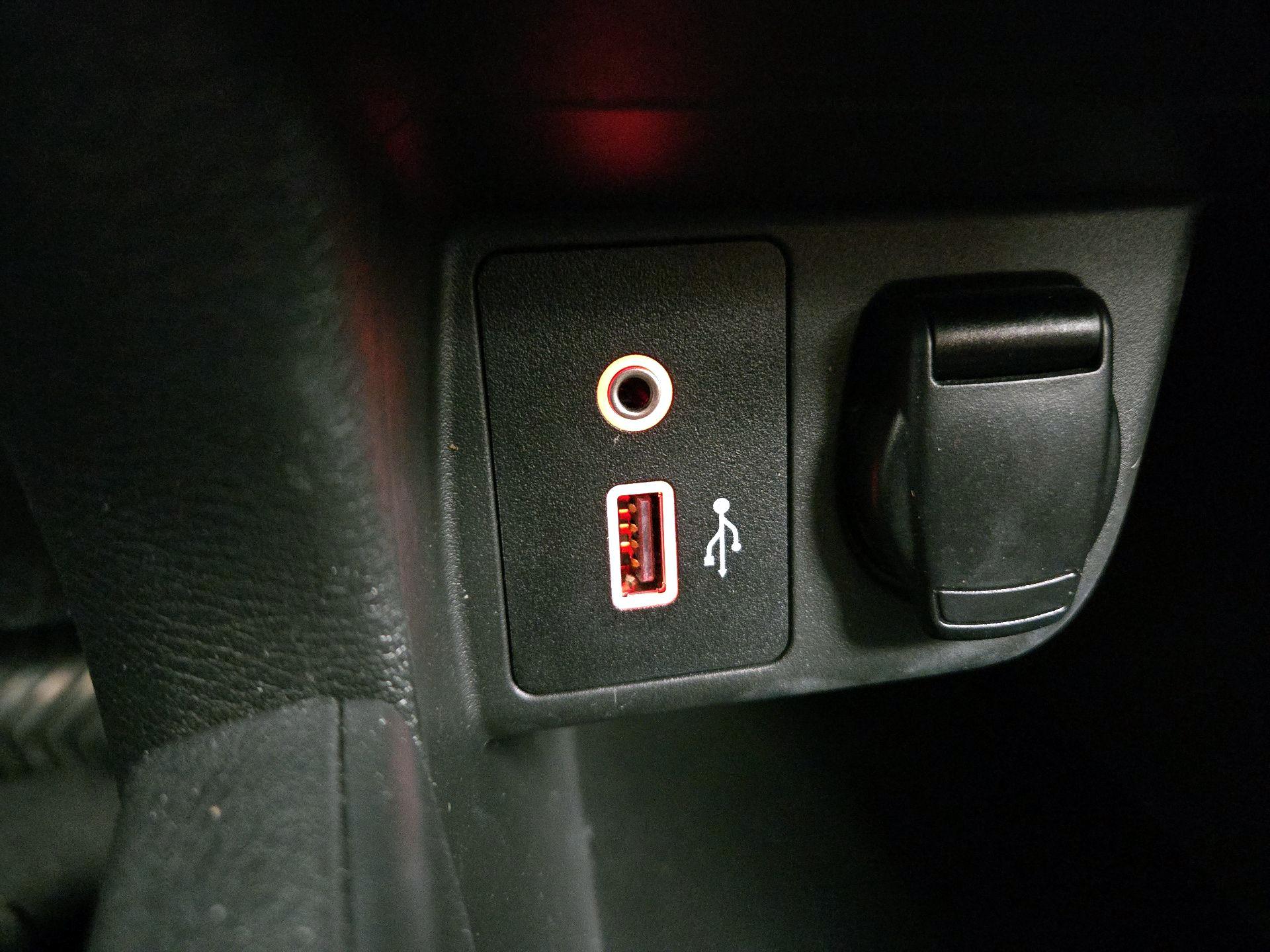 Thumbnail: 2020 Nissan Versa - 18