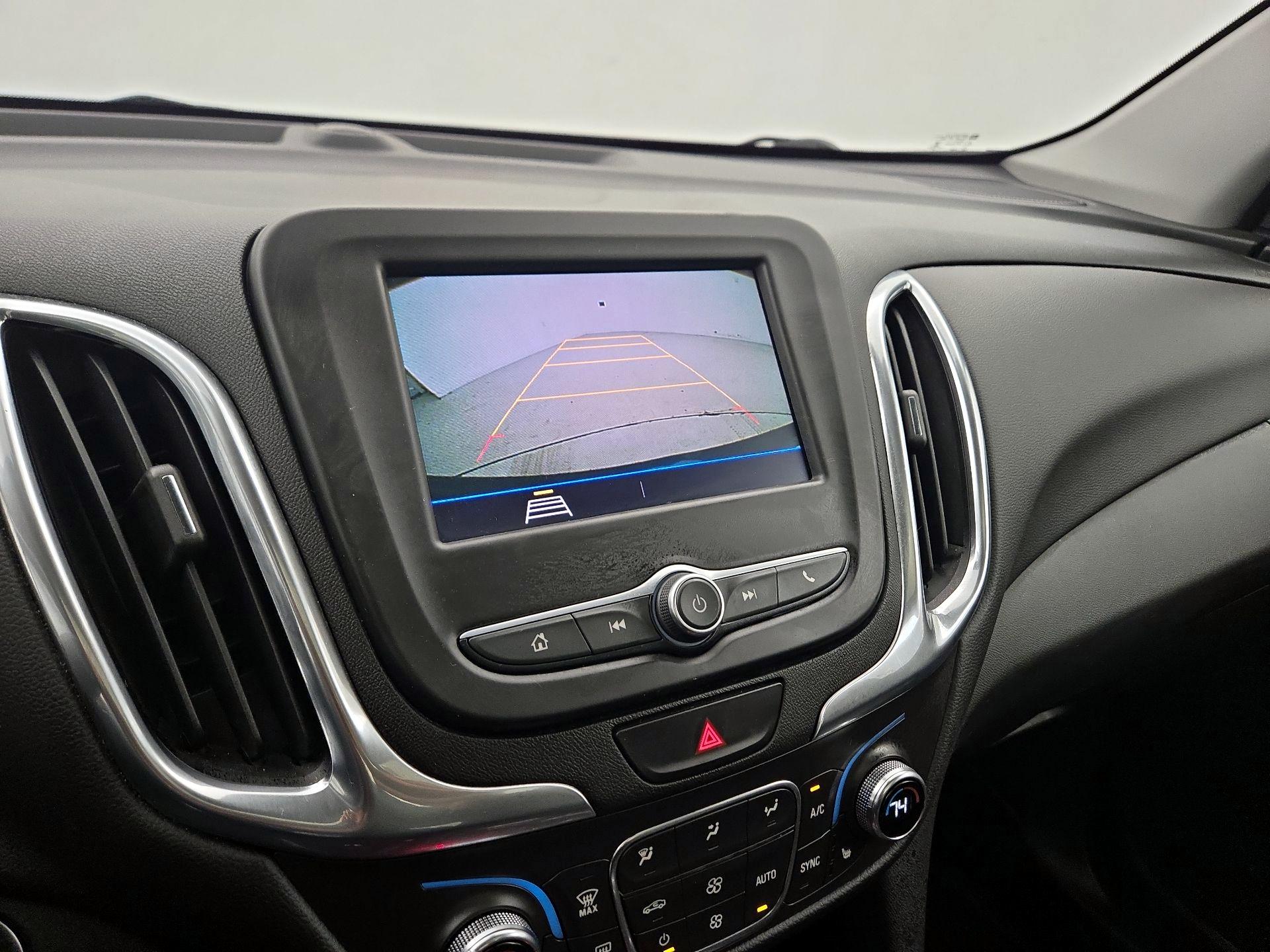 Thumbnail: 2021 Chevrolet Equinox - 14