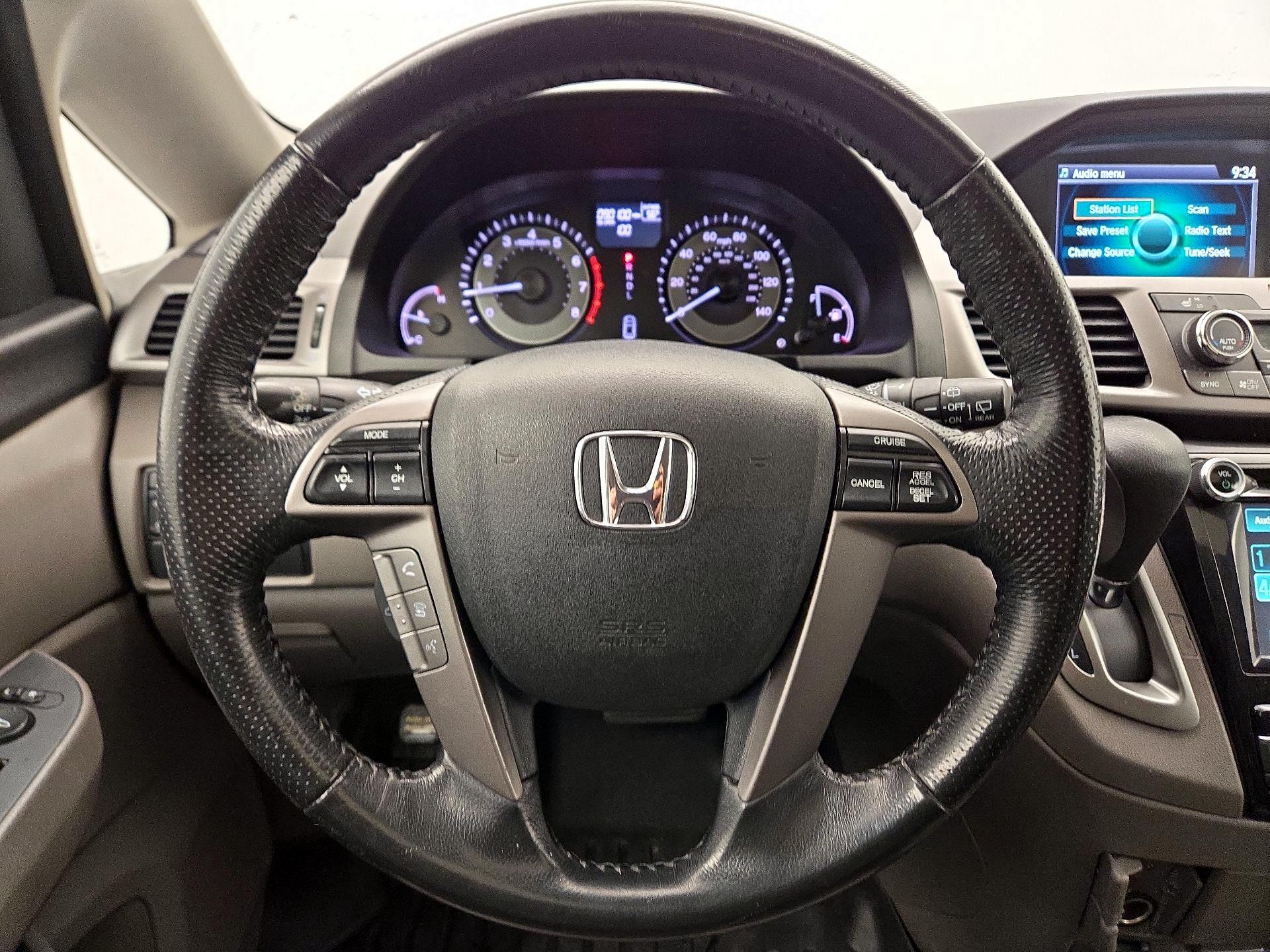 Thumbnail: 2016 Honda Odyssey - 10