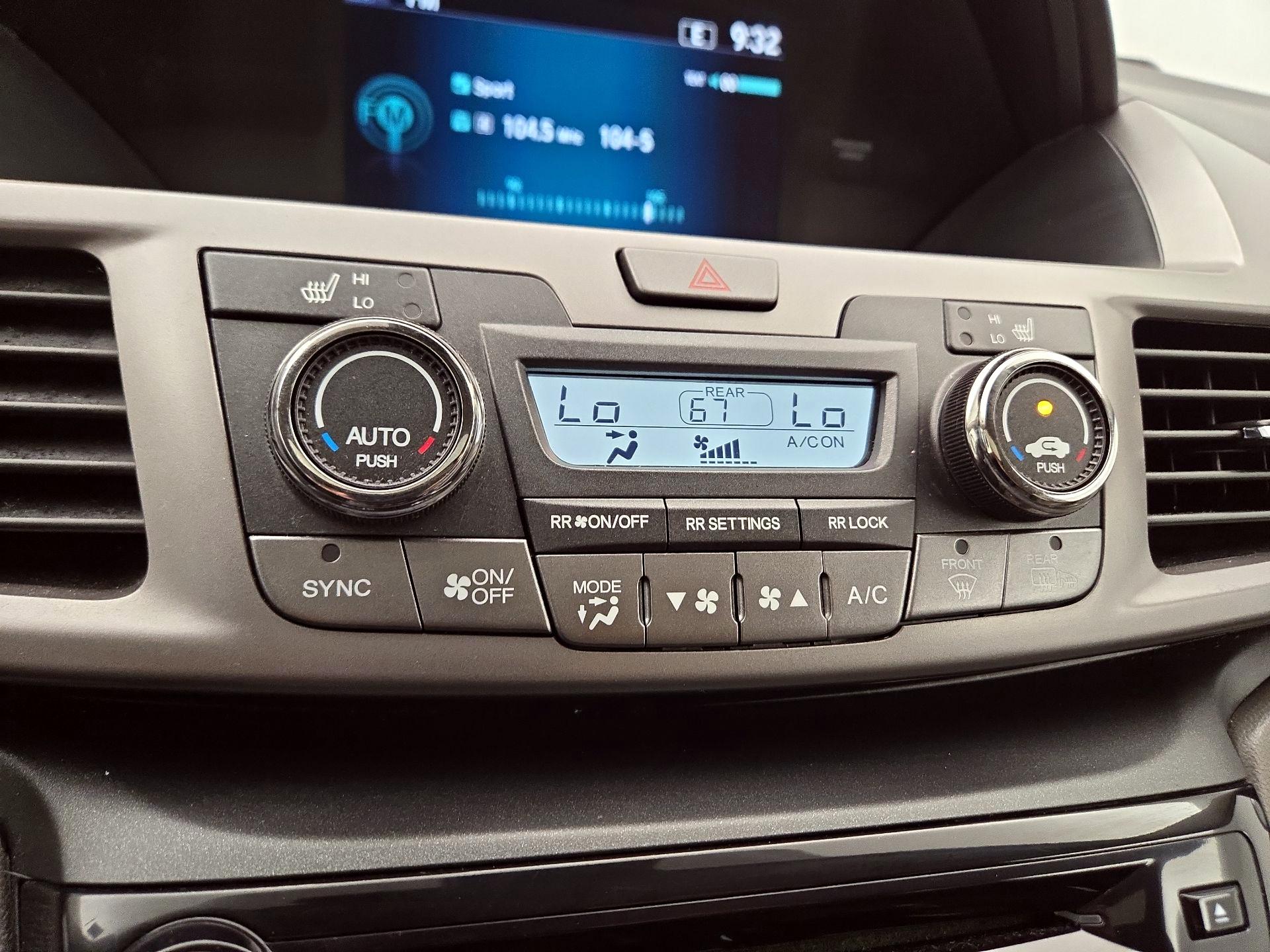 Thumbnail: 2016 Honda Odyssey - 16