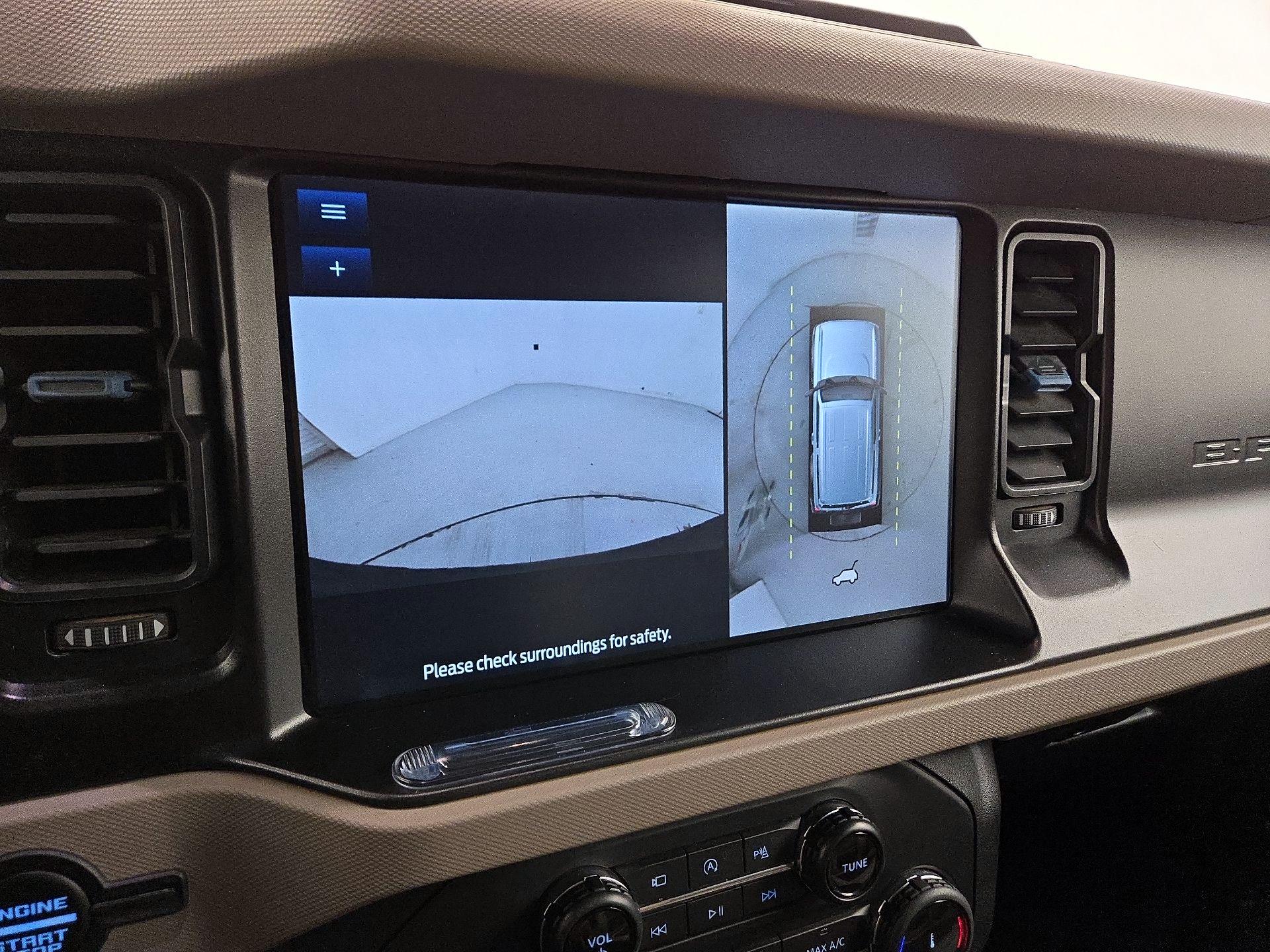 Thumbnail: 2022 Ford Bronco - 14