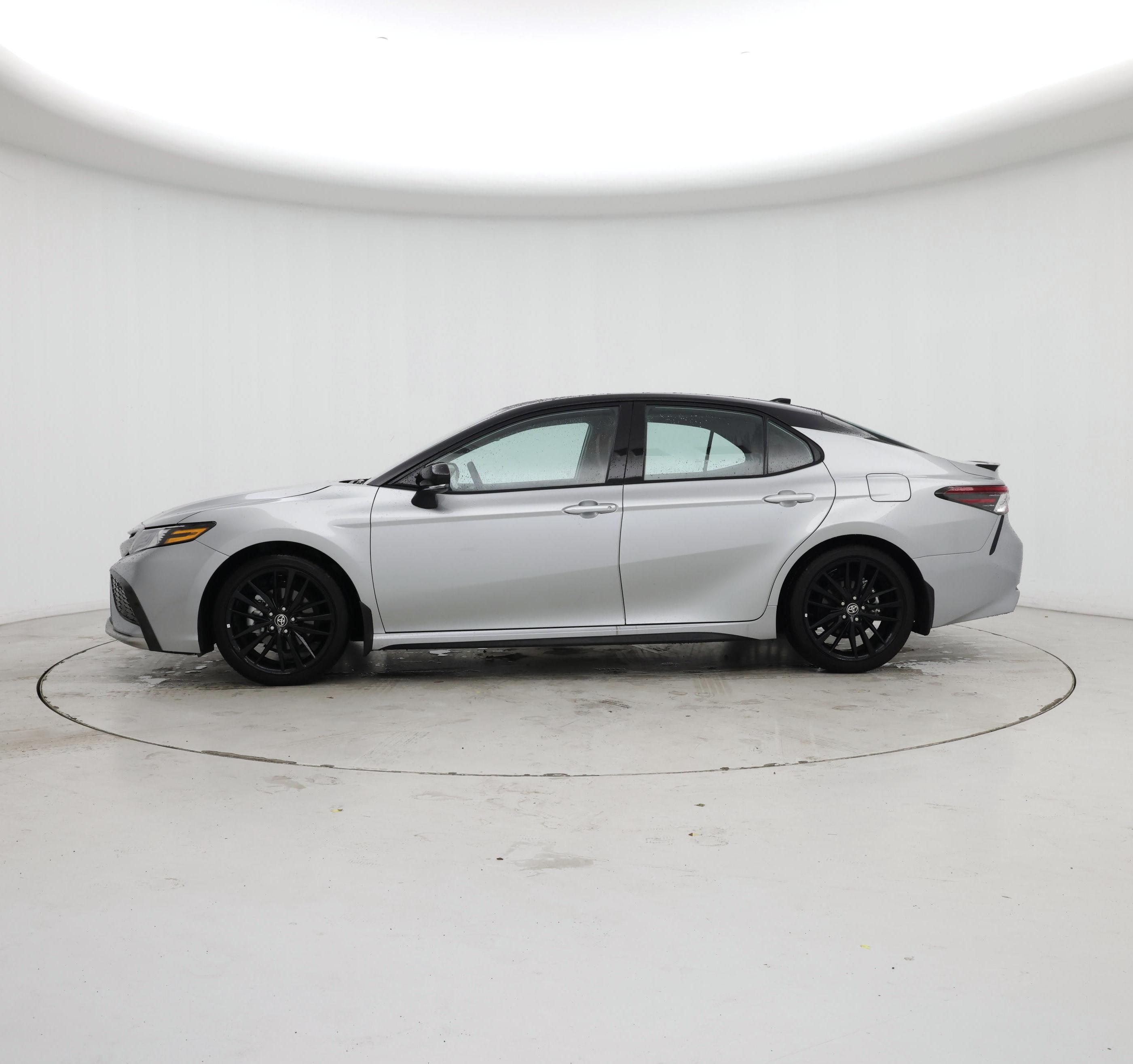 Thumbnail: 2024 Toyota Camry - 3