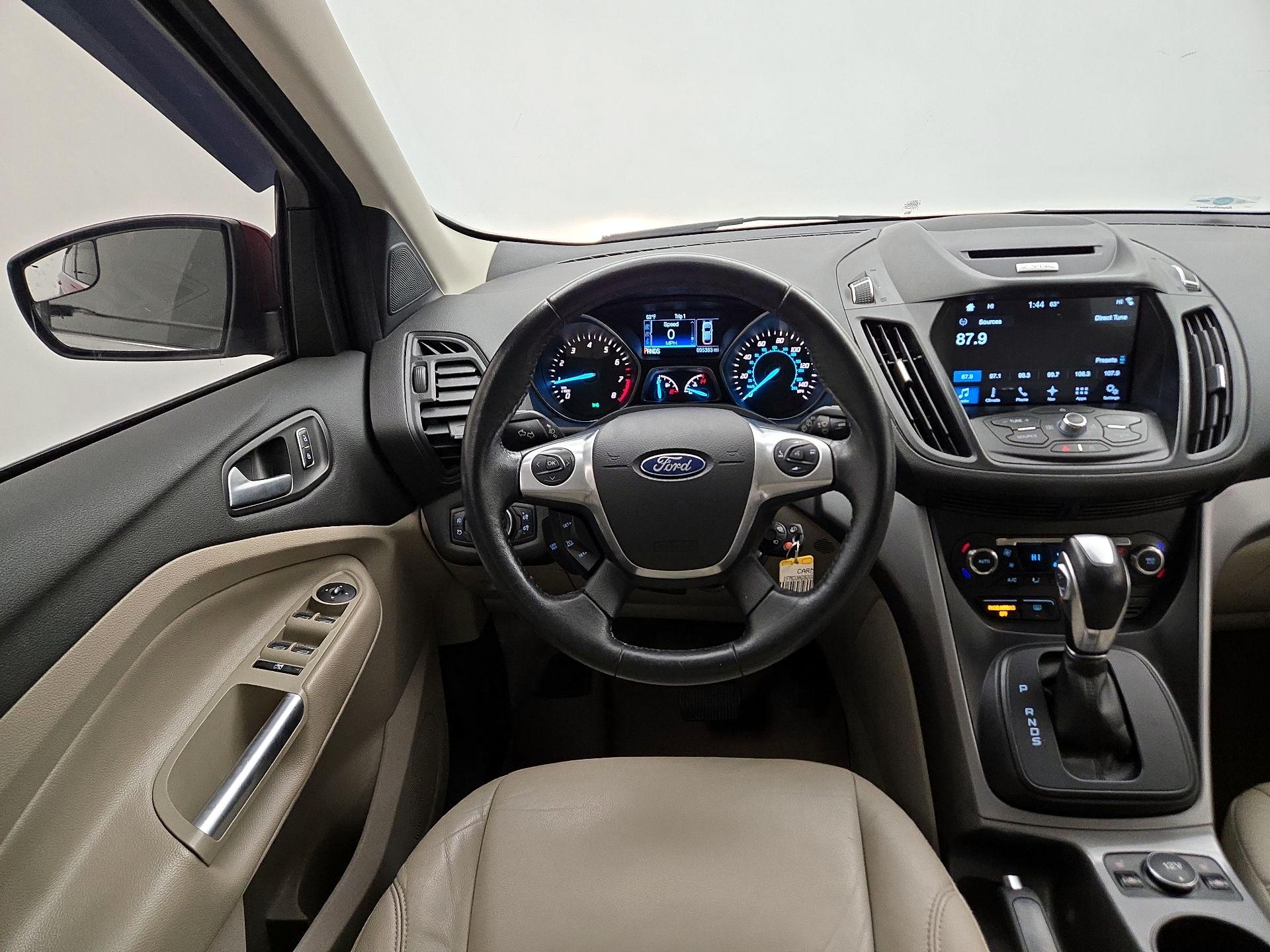 Thumbnail: 2016 Ford Escape - 10